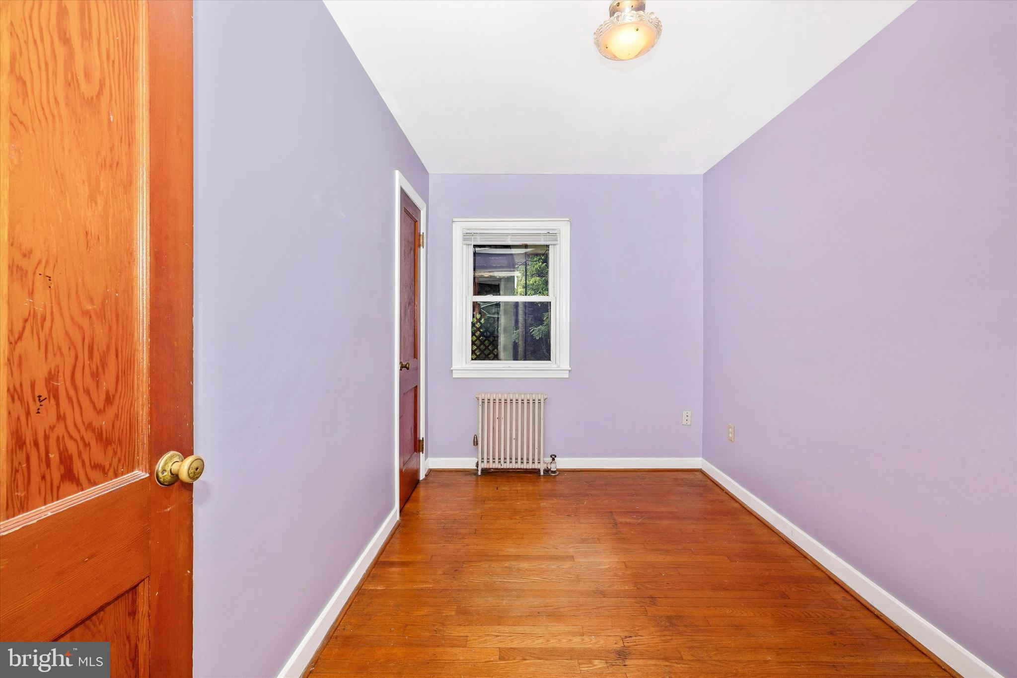 412 Lee Pl