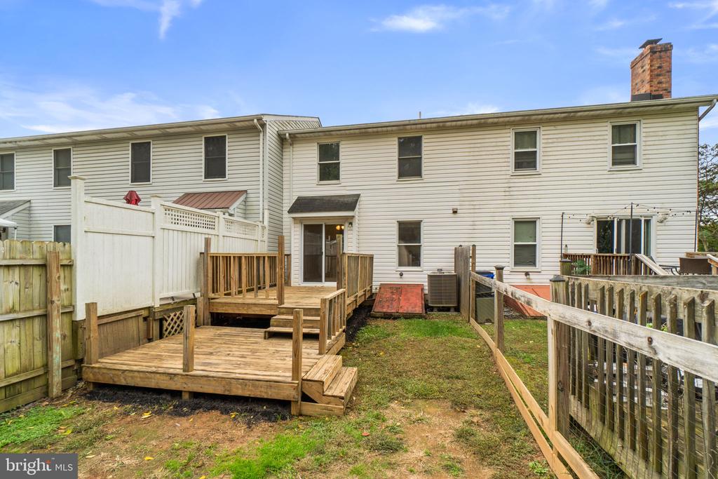 110 E HAMMAKER STREET