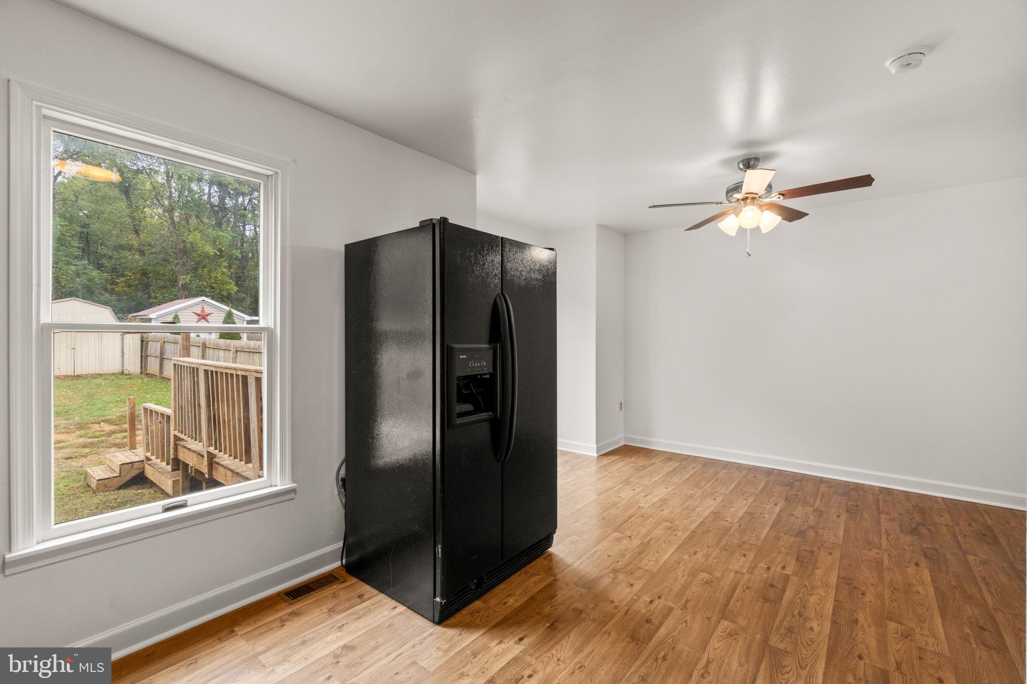 110 E HAMMAKER STREET