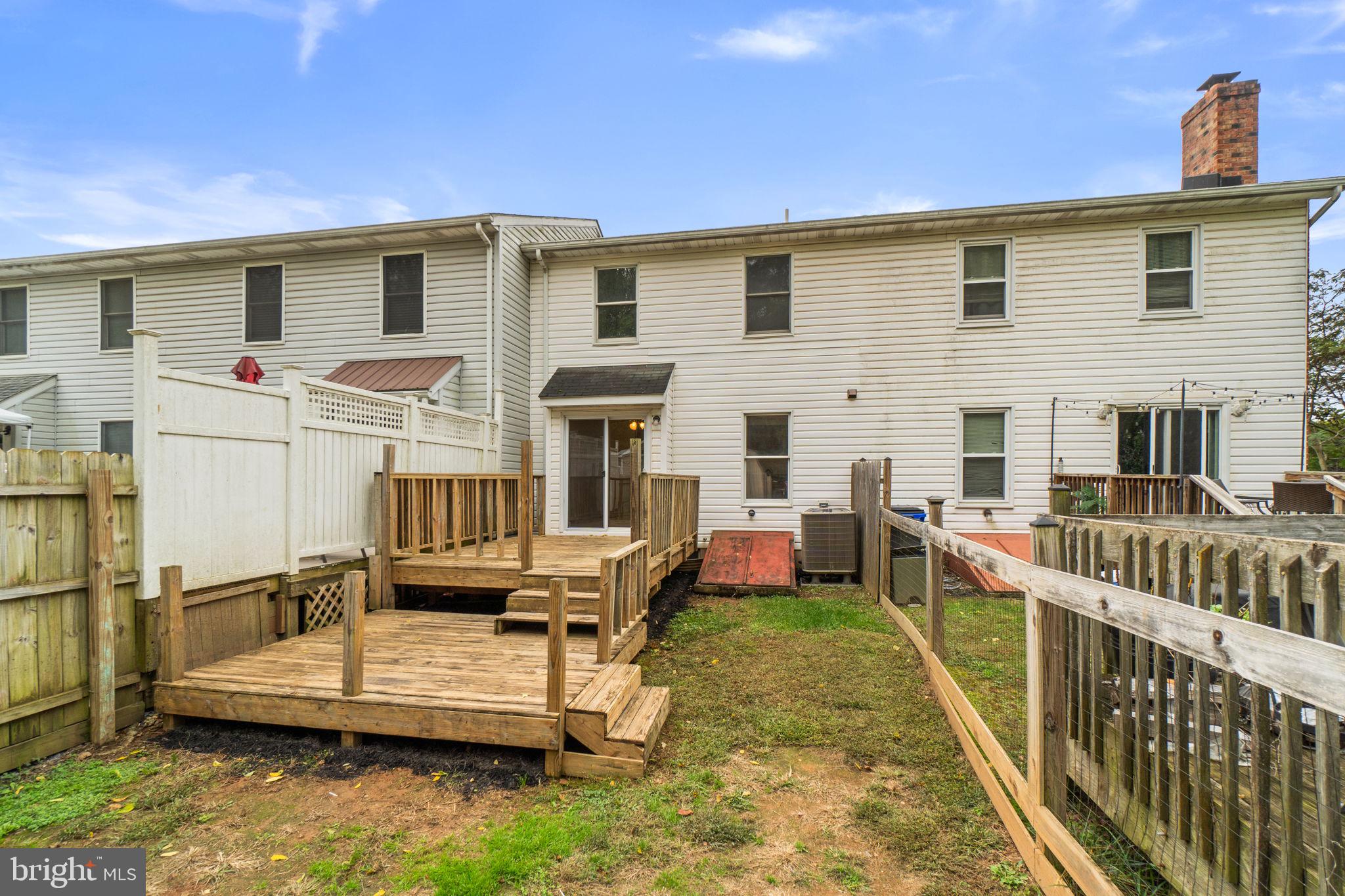 110 E HAMMAKER STREET