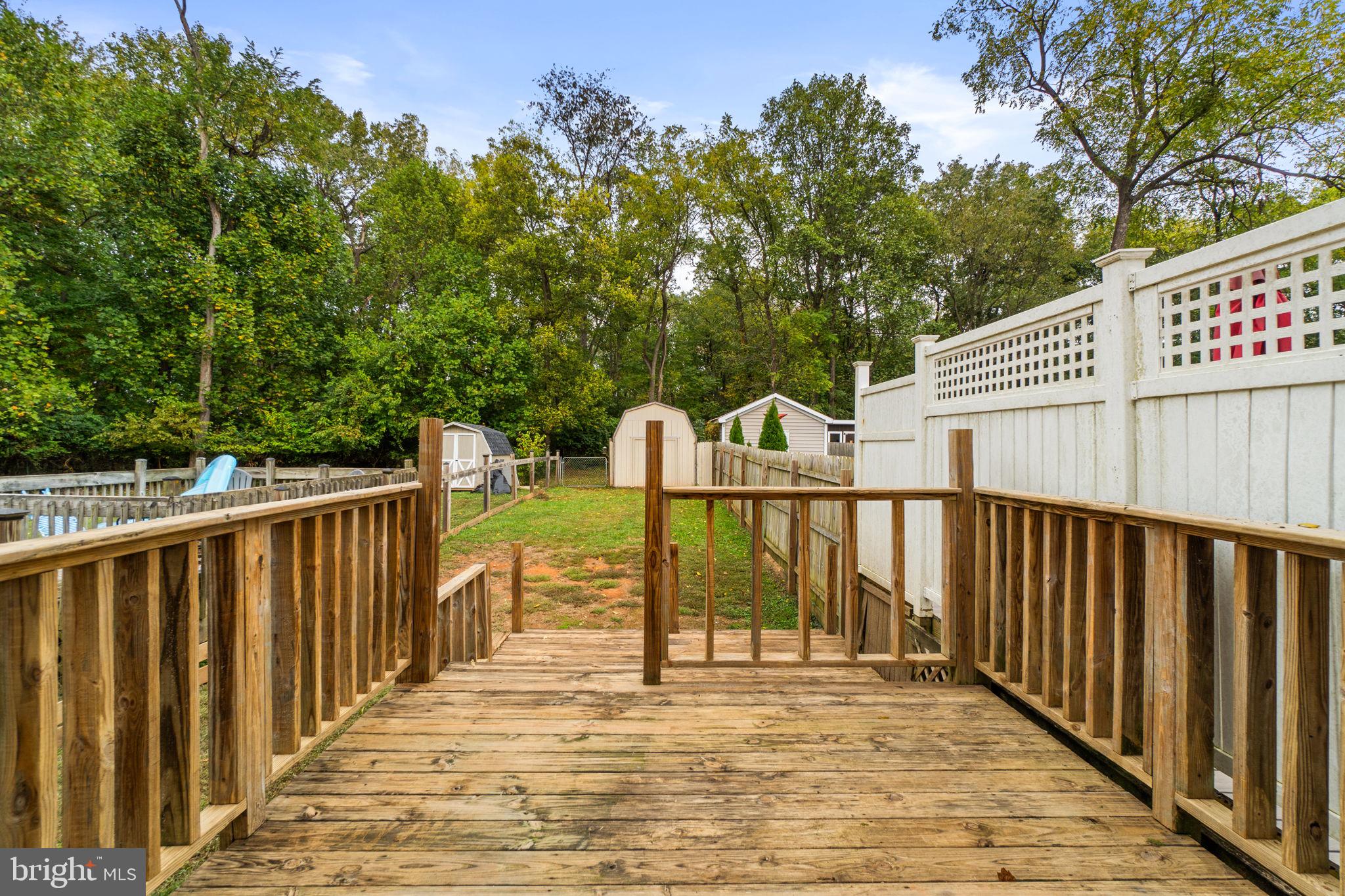 110 E HAMMAKER STREET