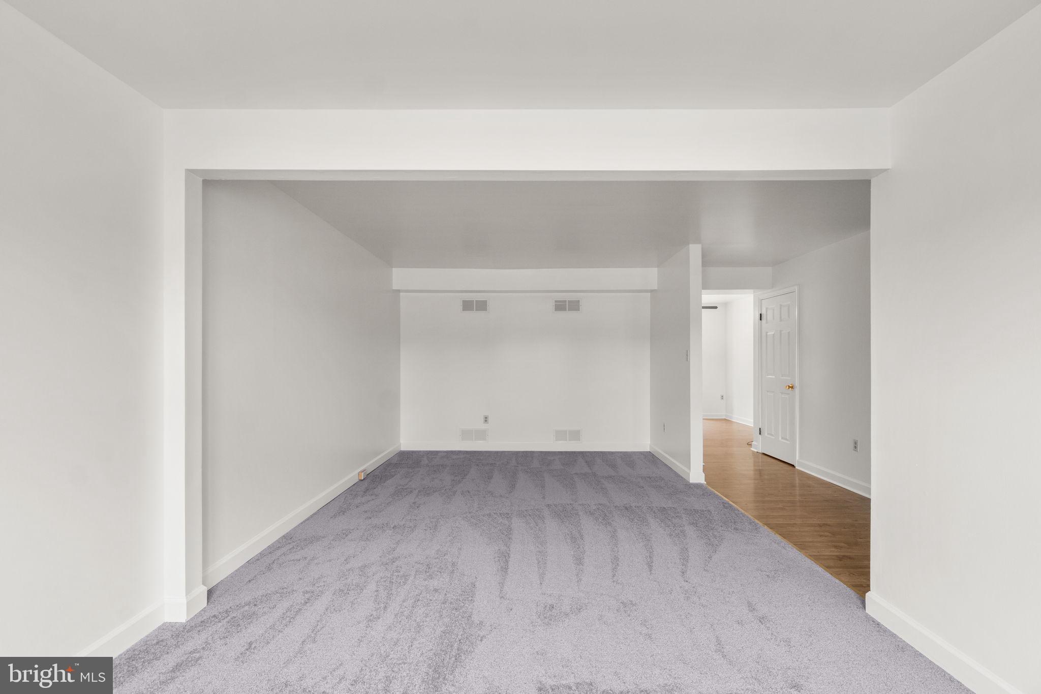 110 E HAMMAKER STREET