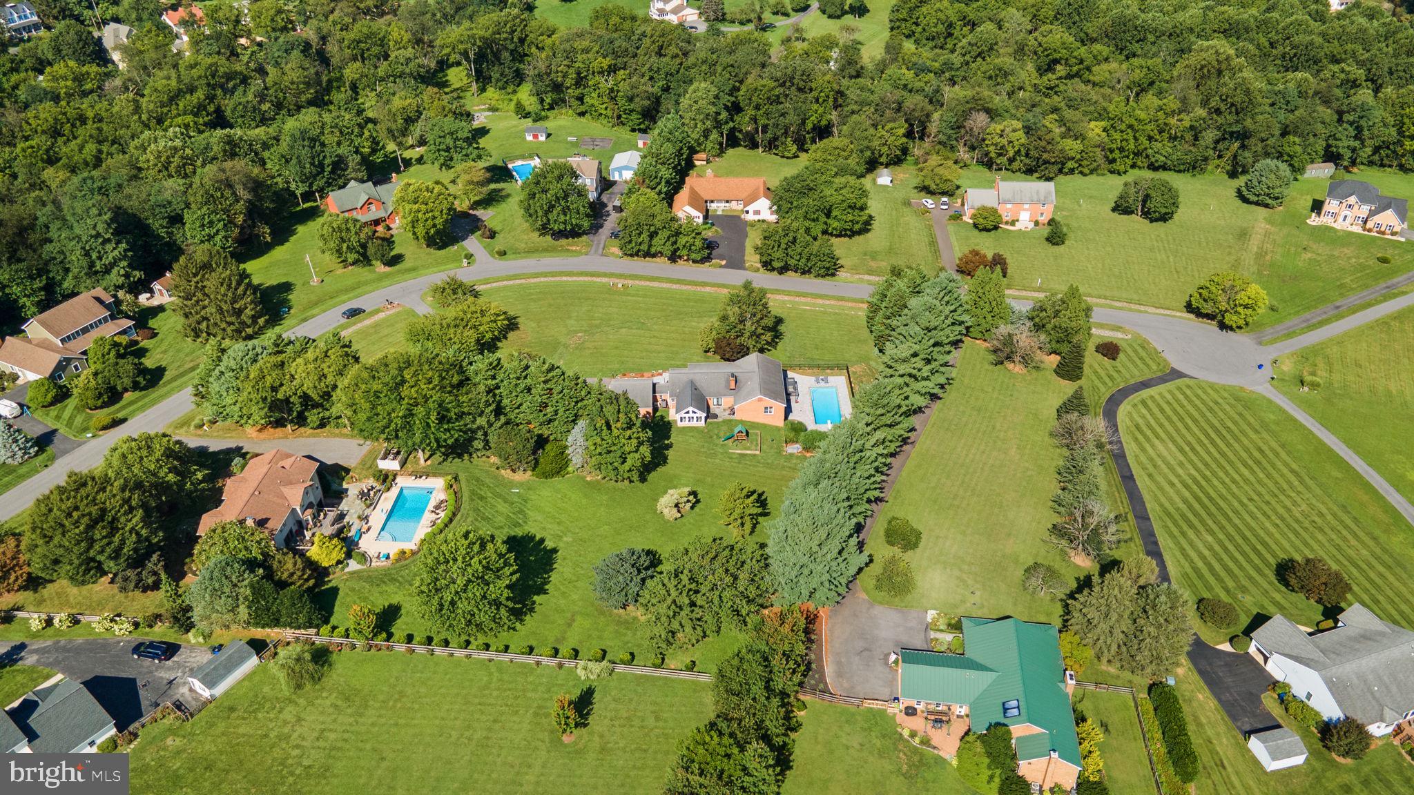 3856 SAINT CLAIR COURT