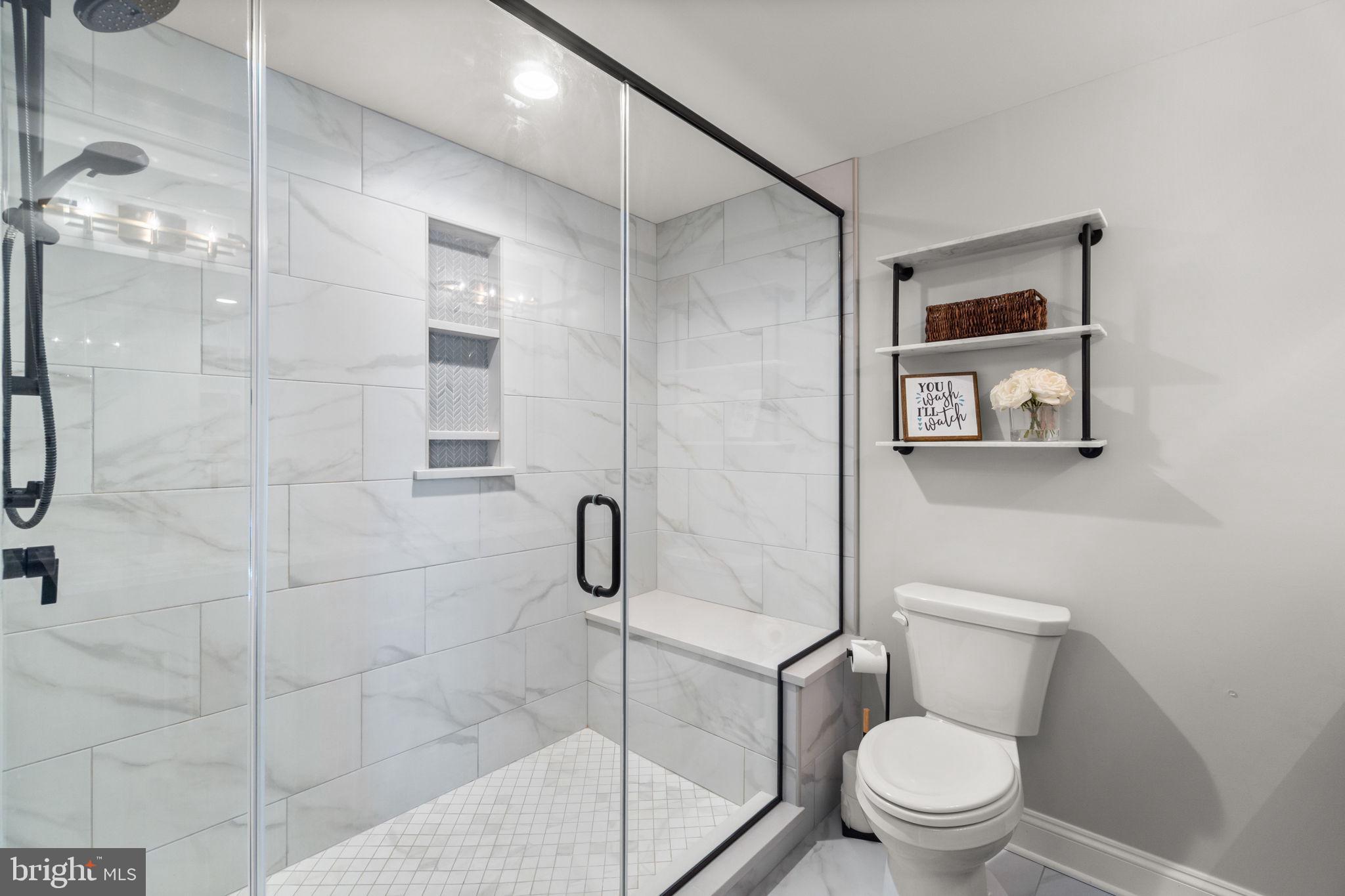 3856 SAINT CLAIR COURT