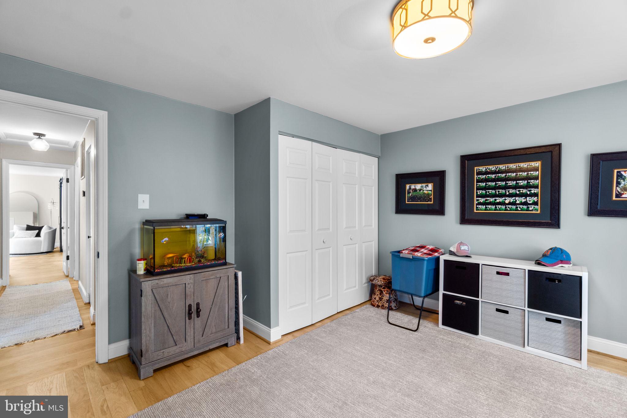 3856 SAINT CLAIR COURT