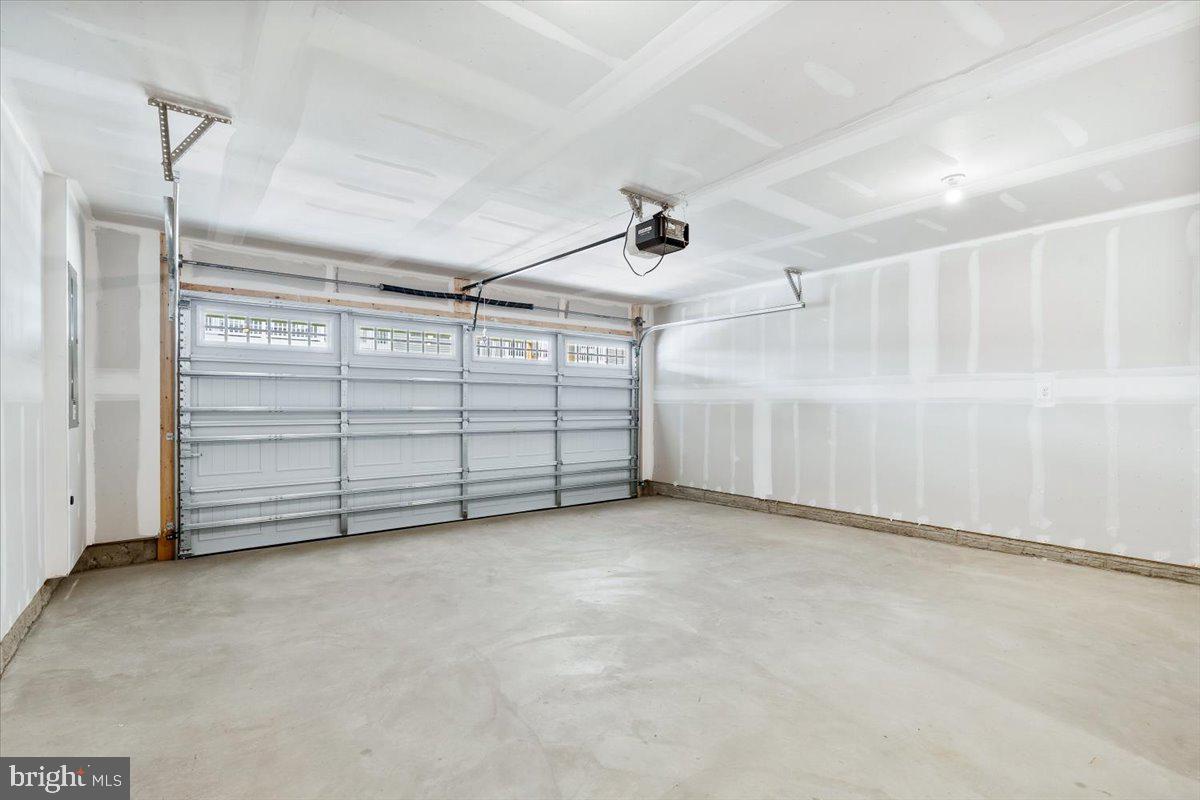 1795 ATLAS DRIVE