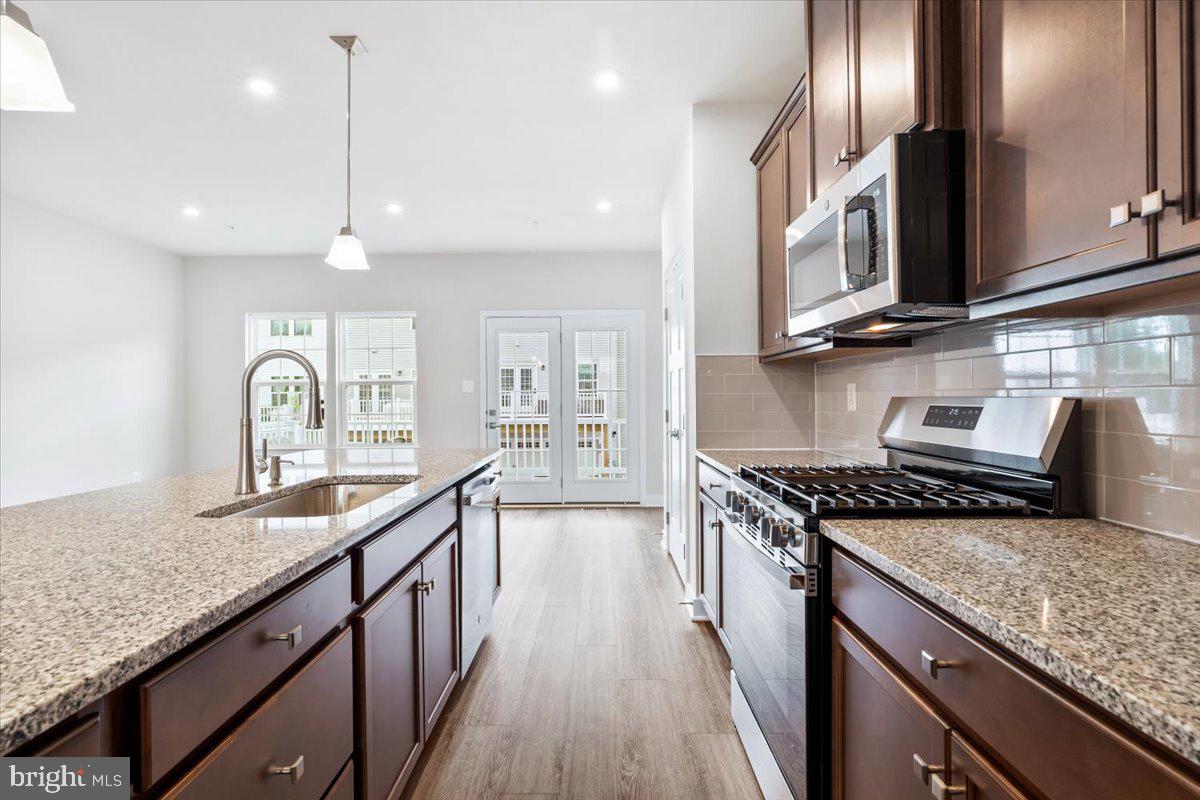1795 ATLAS DRIVE