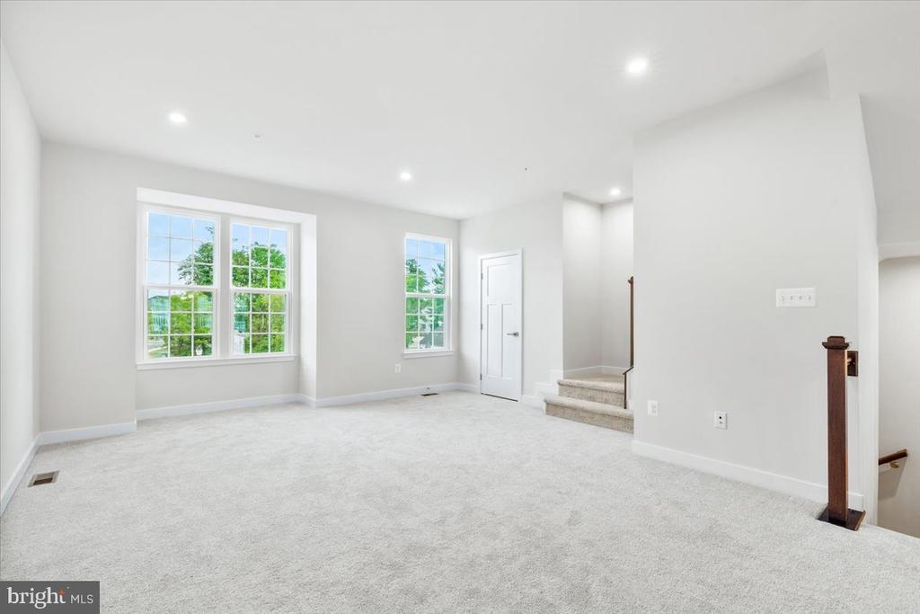 1795 ATLAS DRIVE