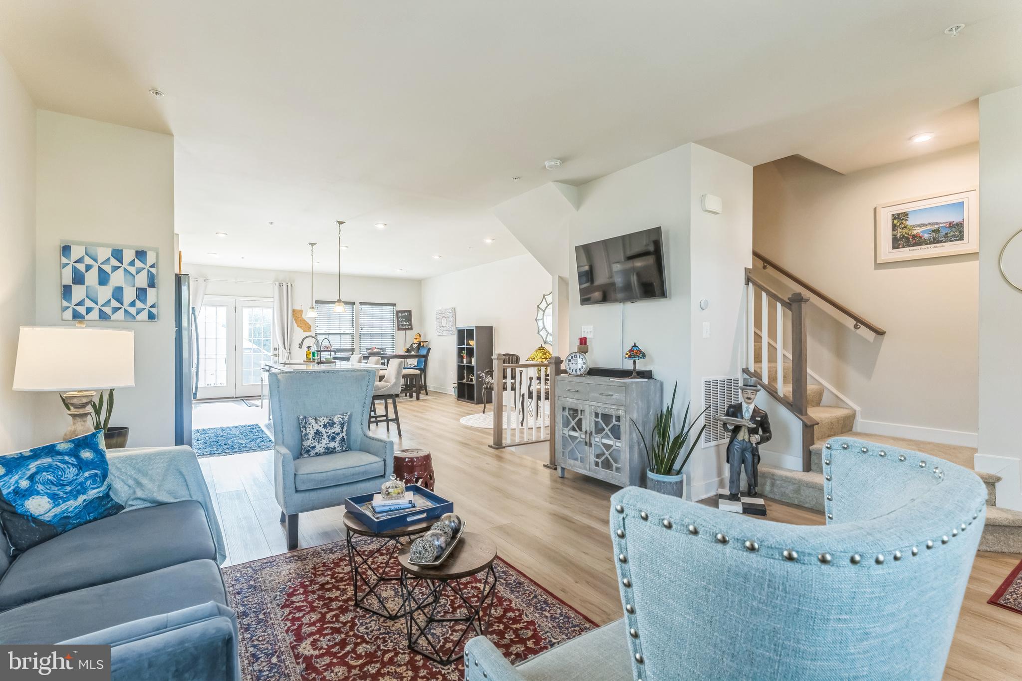 235 EDWIN RD