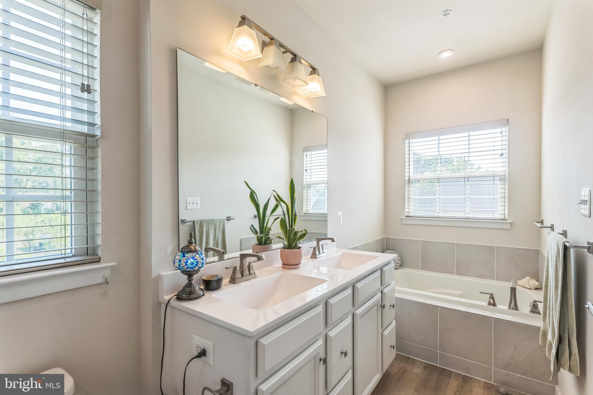235 EDWIN RD