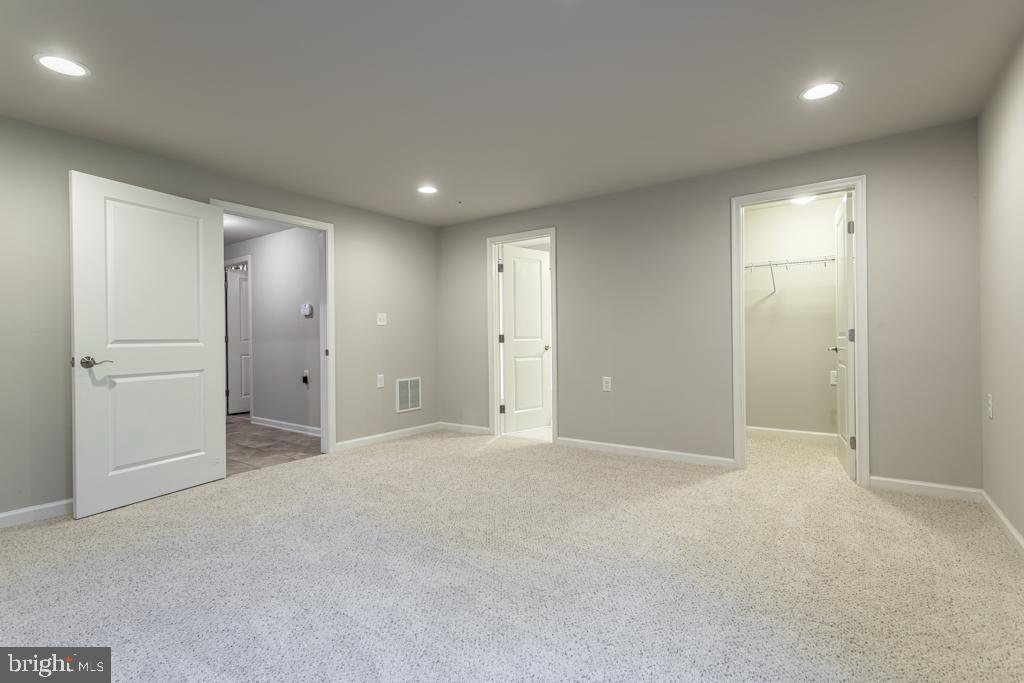 6913 COUNTRY CLUB TERRACE