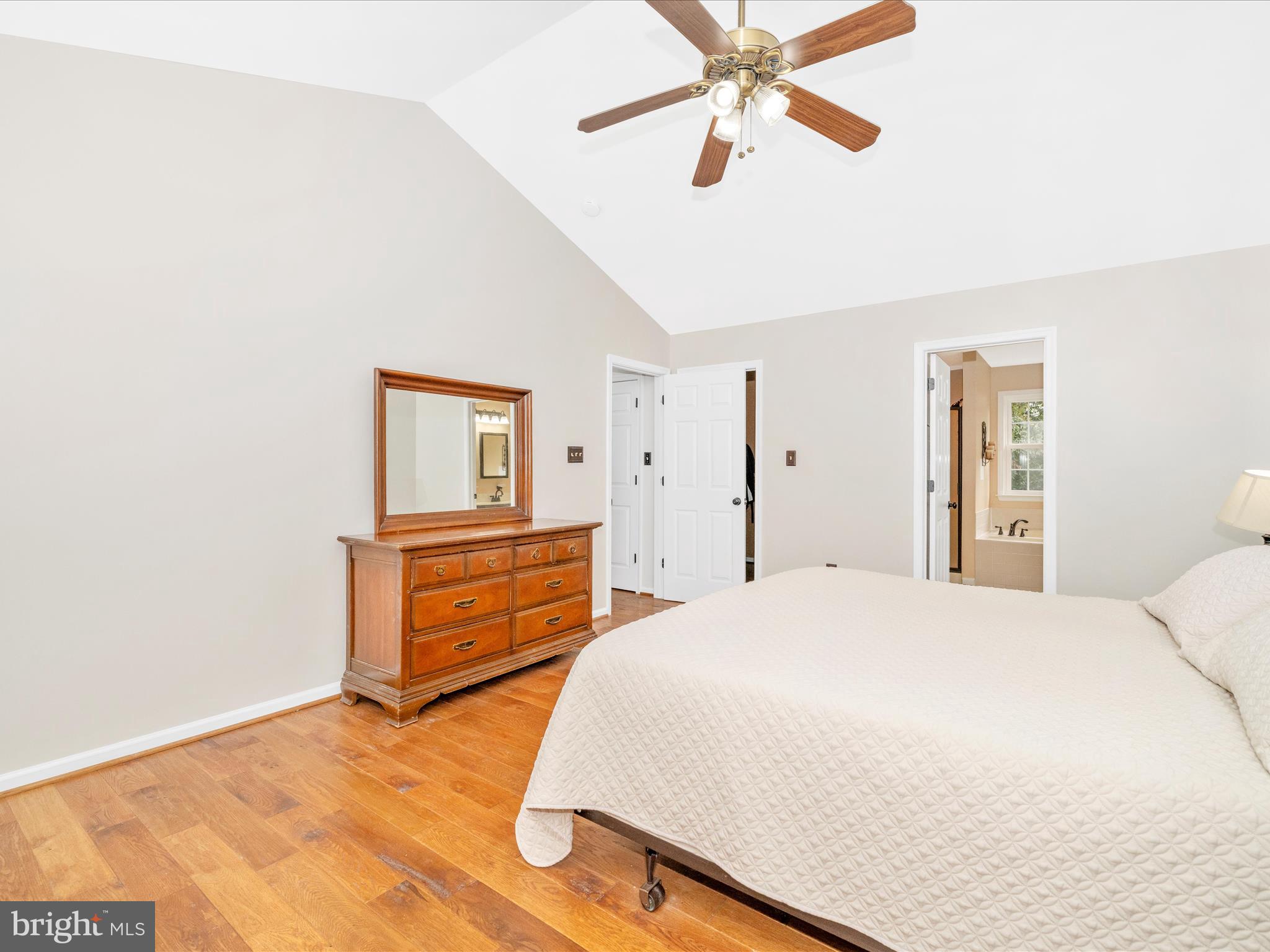 7813 OAK LEAF COURT
