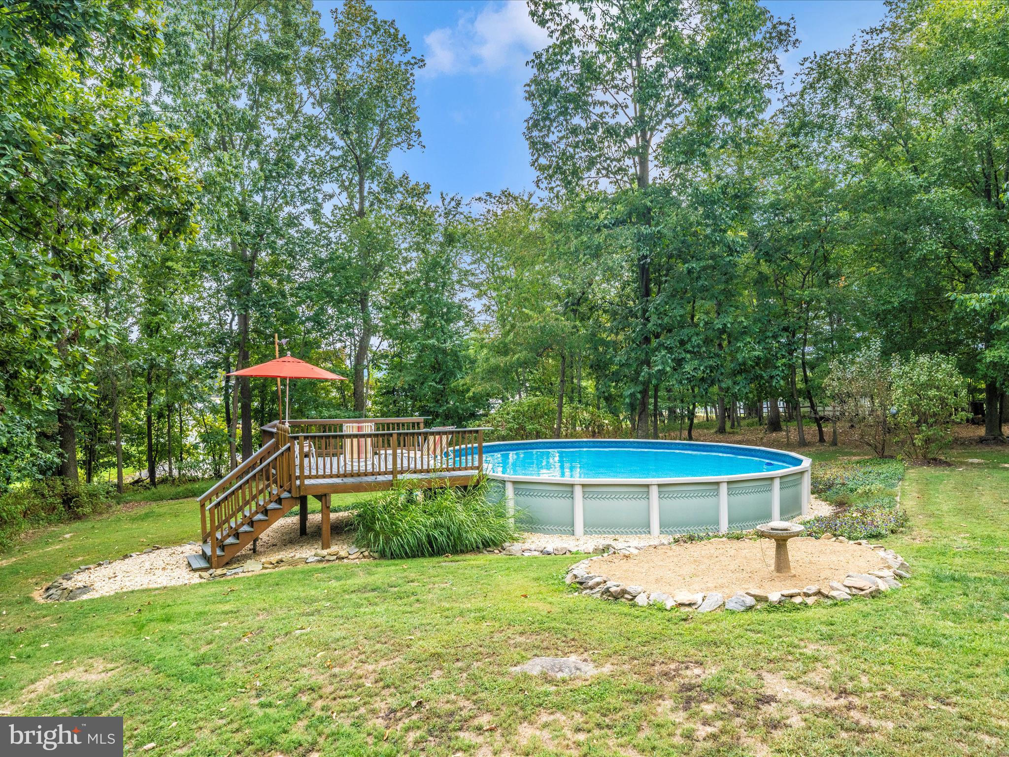 7813 OAK LEAF COURT