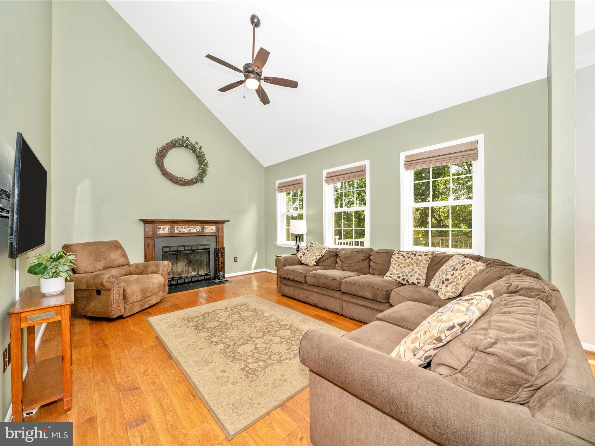 7813 OAK LEAF COURT