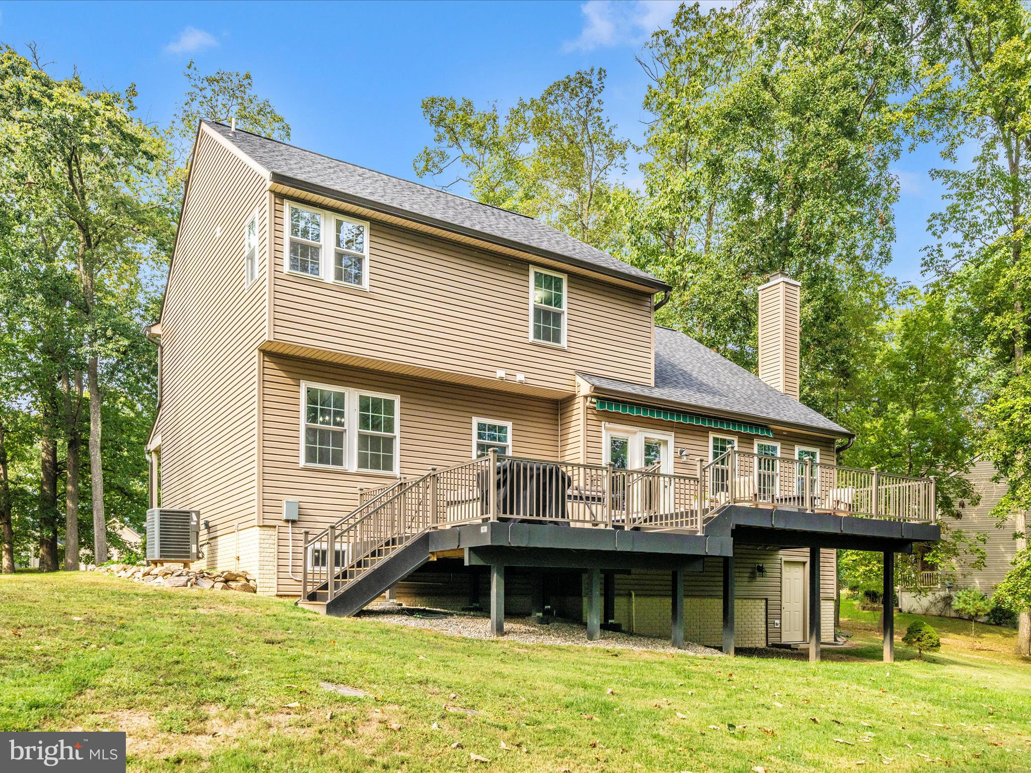 7813 OAK LEAF COURT