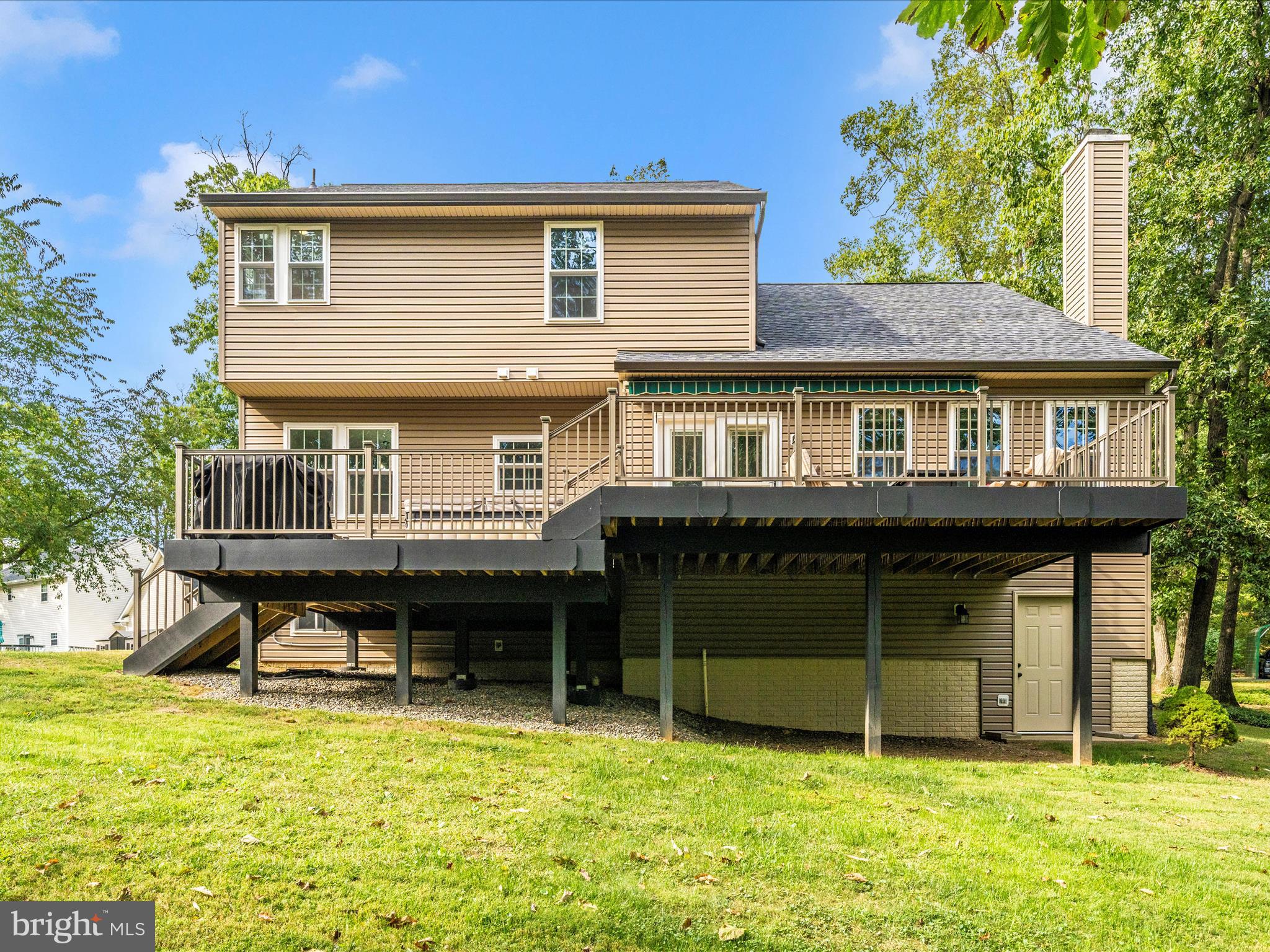 7813 OAK LEAF COURT