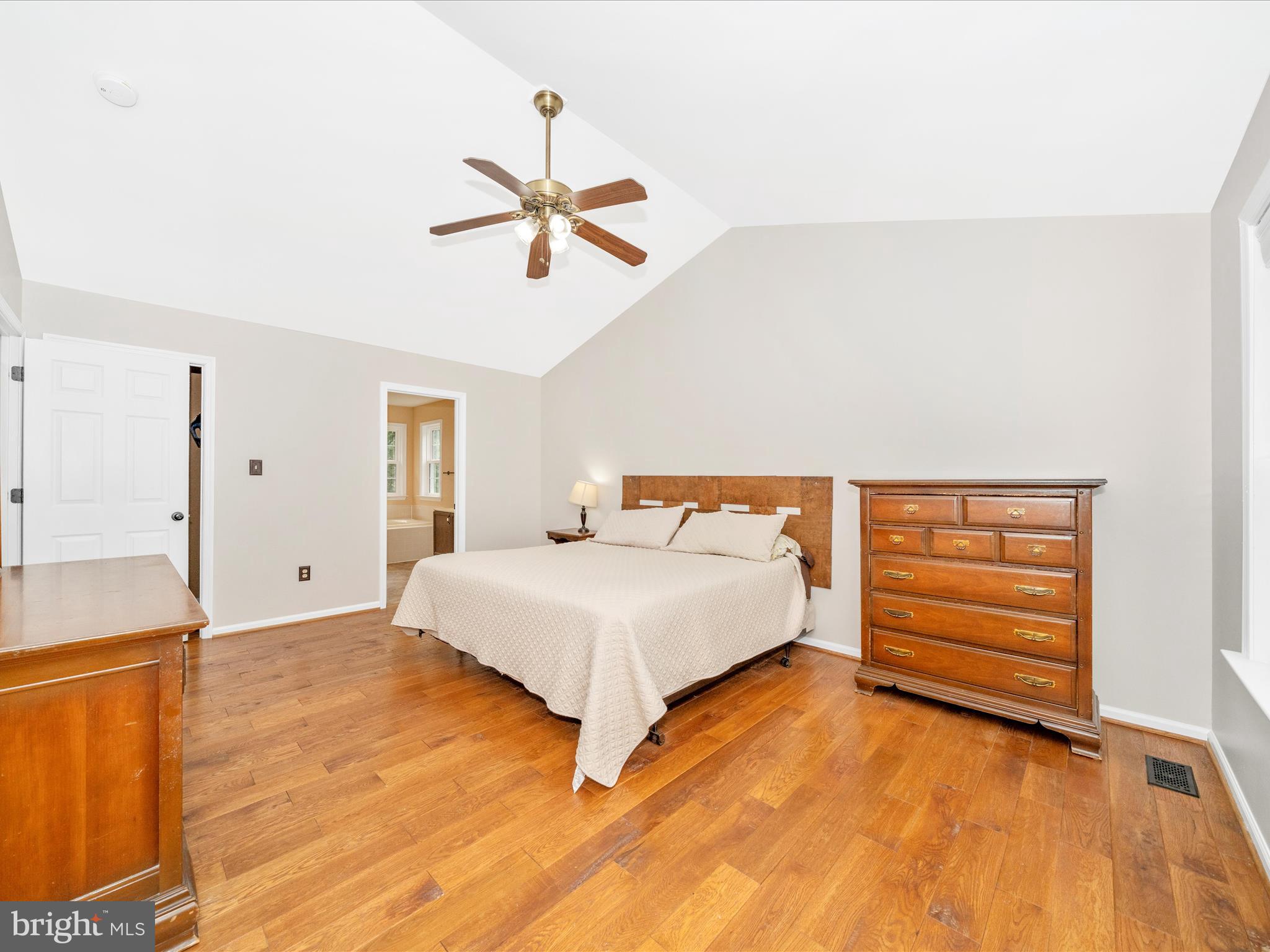 7813 OAK LEAF COURT