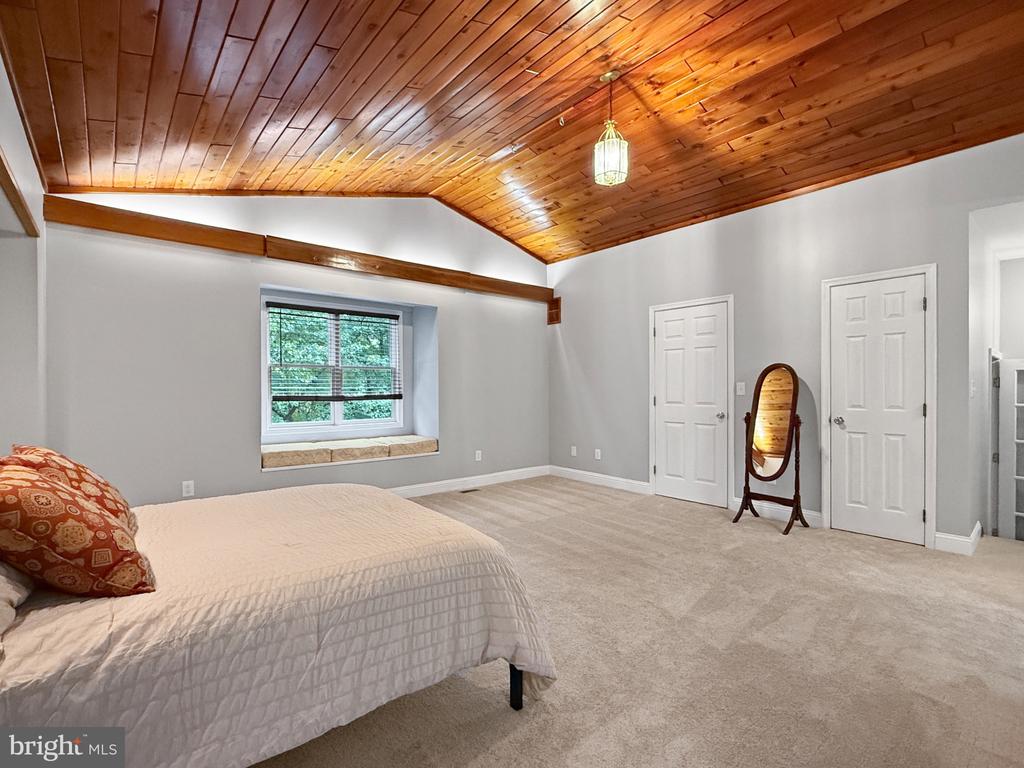 8749 RAMSBURG ROAD