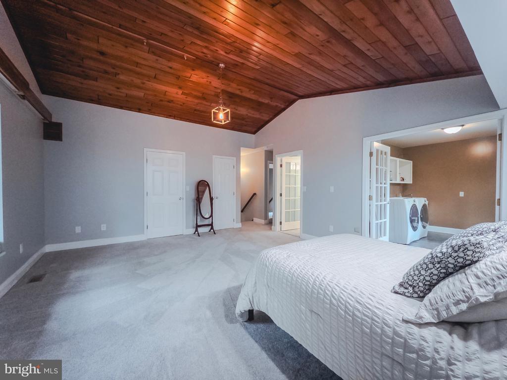 8749 RAMSBURG ROAD