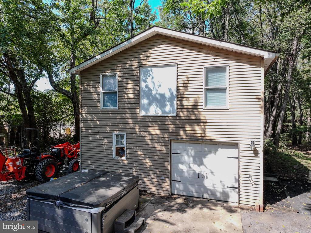 8749 RAMSBURG ROAD