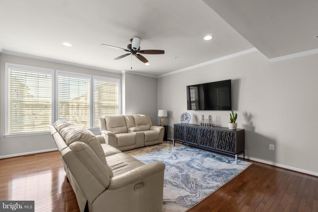 2804 SHEARWATER LANE