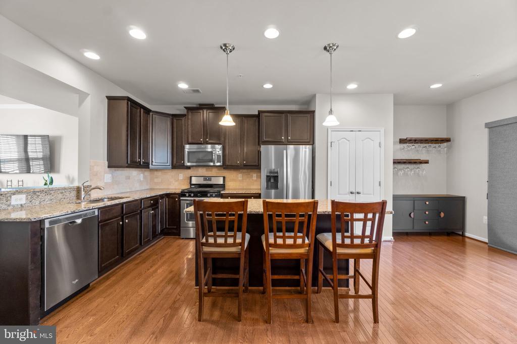 2804 SHEARWATER LANE