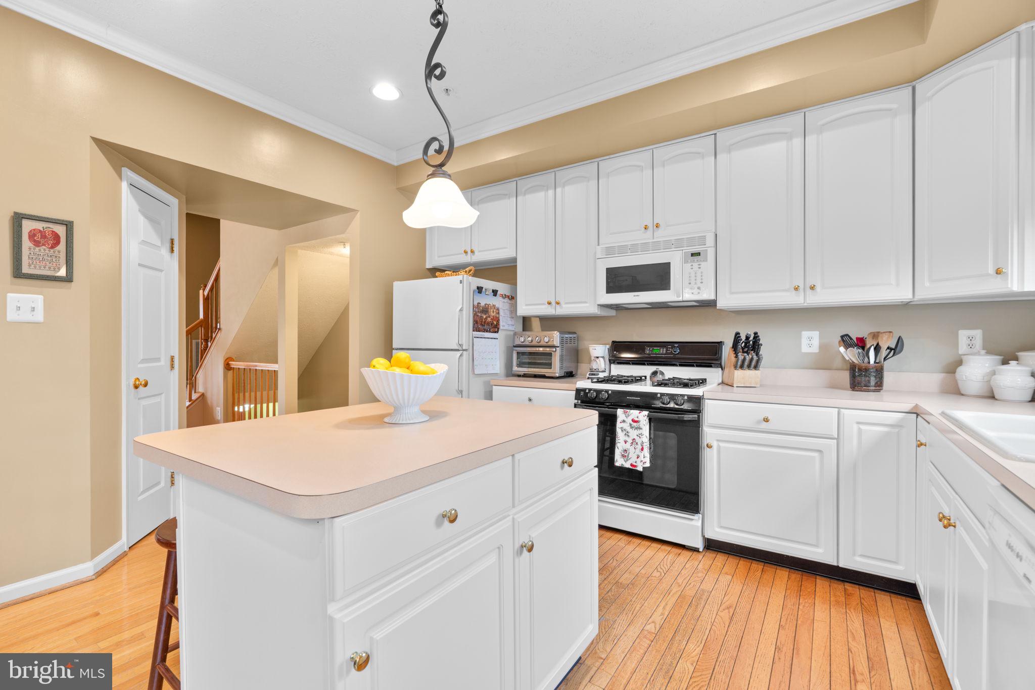 9530 BELLHAVEN COURT