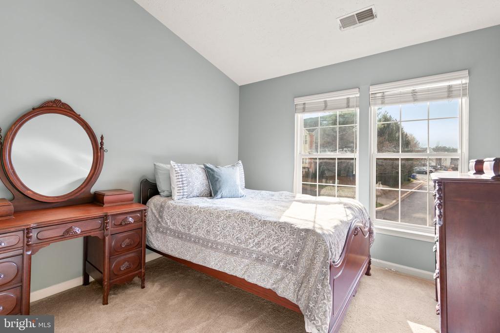 9530 BELLHAVEN COURT
