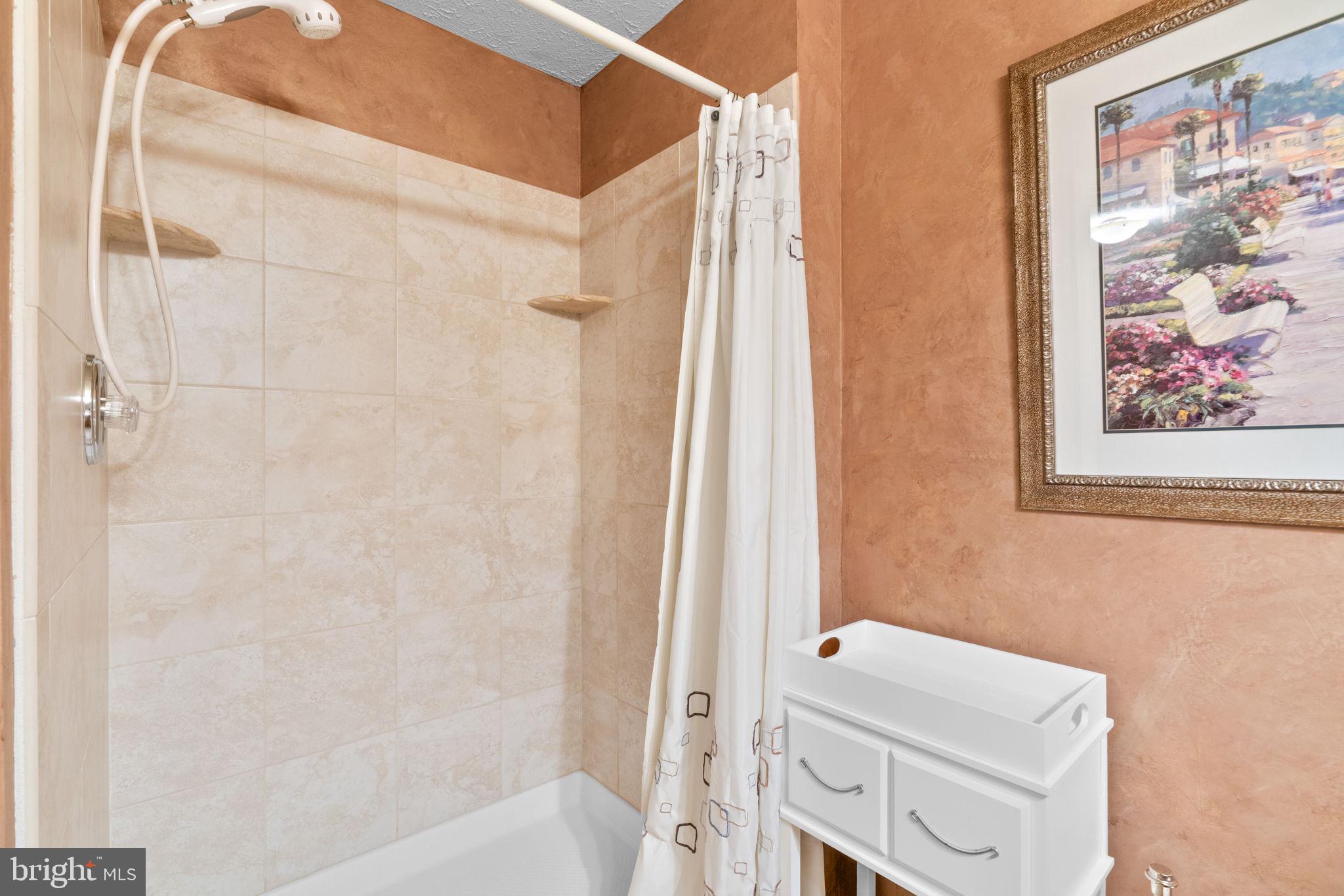 9530 BELLHAVEN COURT