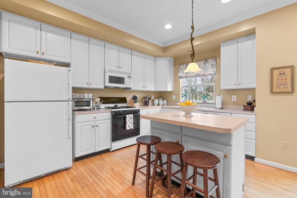 9530 BELLHAVEN COURT
