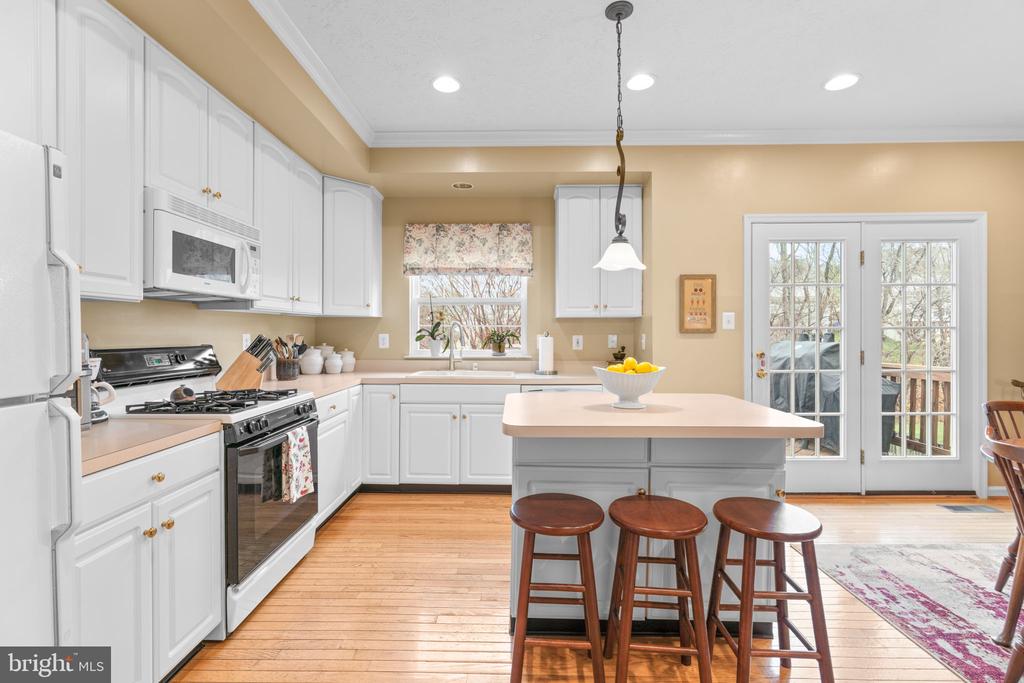 9530 BELLHAVEN COURT