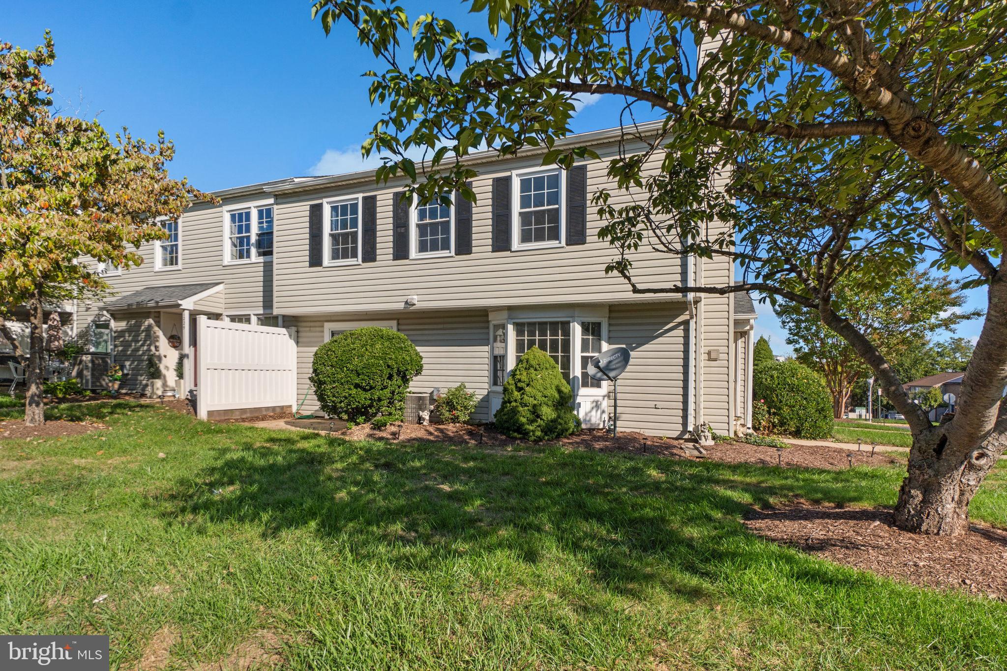 1225 DANIELLE DRIVE E 1225E