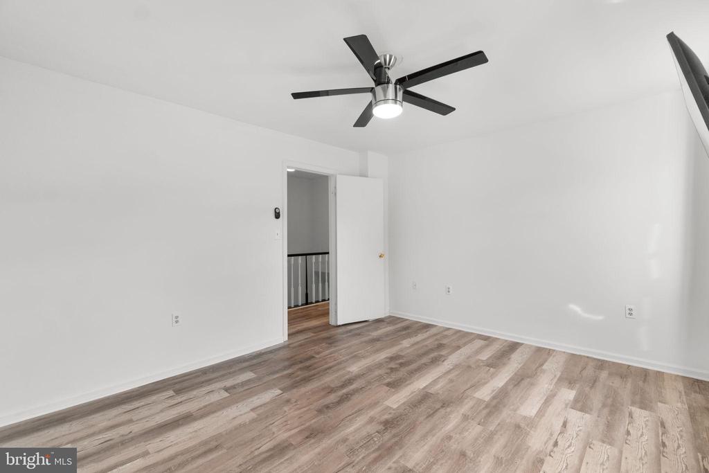 1225 DANIELLE DRIVE E 1225E