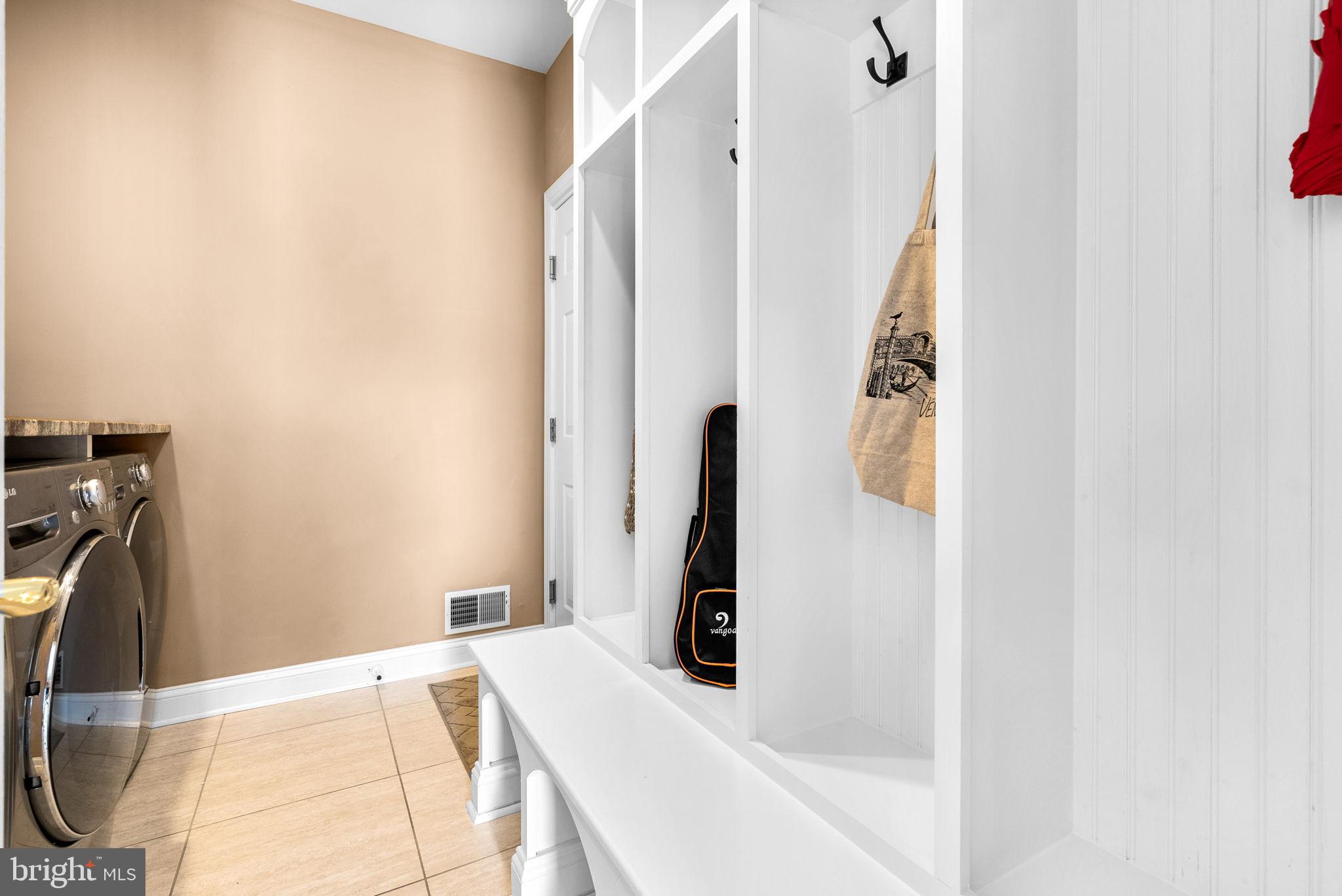 4257 BRIARWOOD COURT