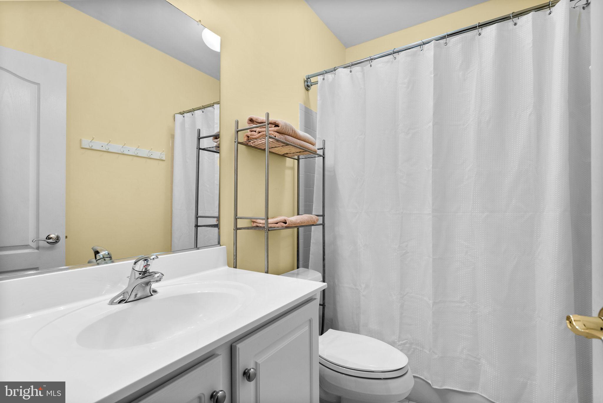 4257 BRIARWOOD COURT