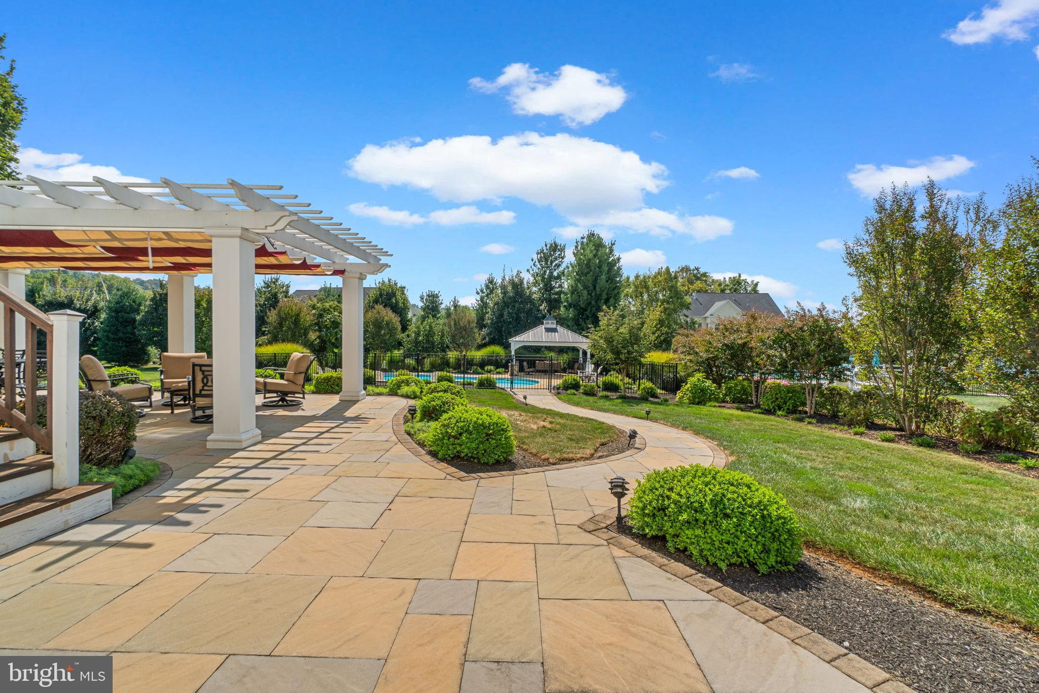 4257 BRIARWOOD COURT