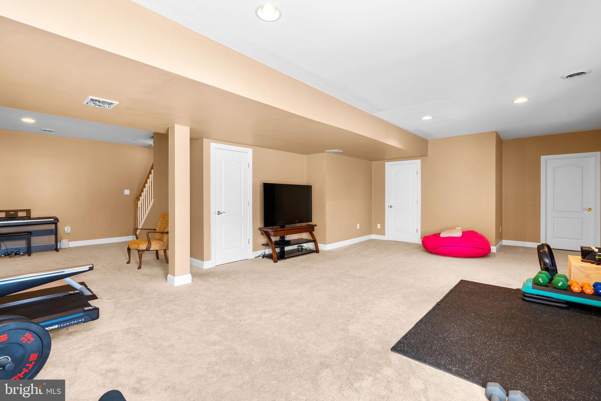 4257 BRIARWOOD COURT