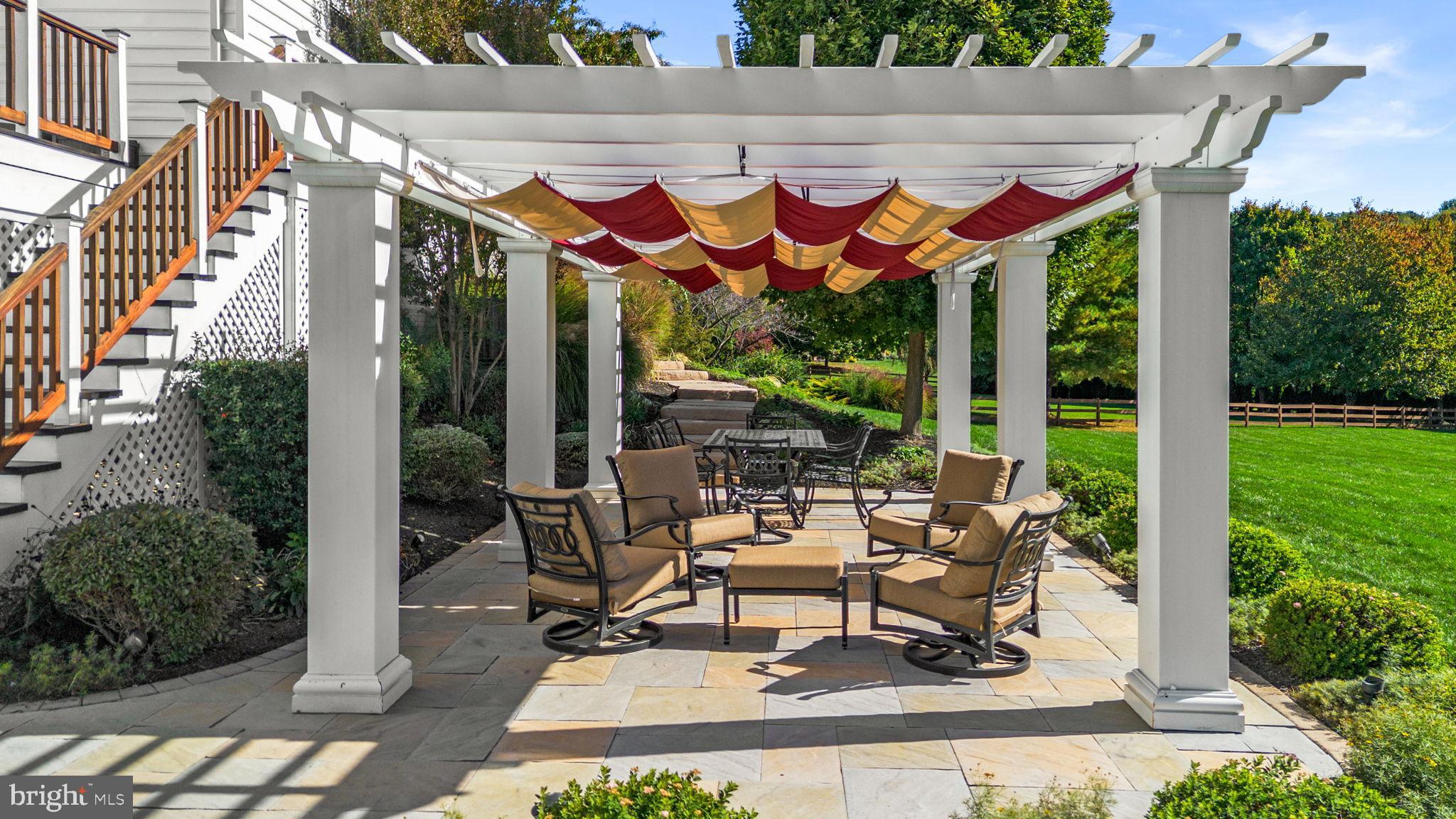 4257 BRIARWOOD COURT