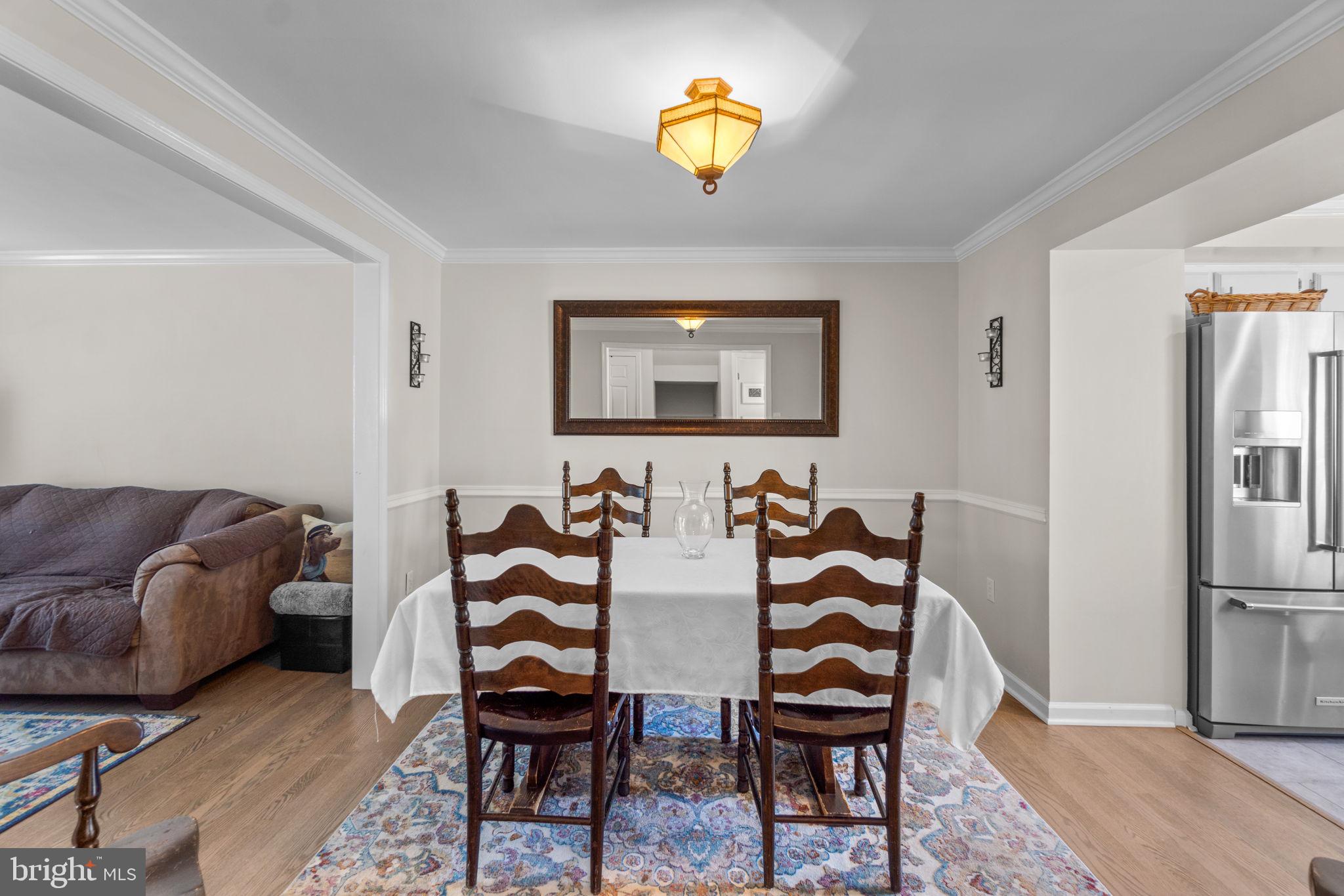 8033 HOLLOW REED COURT