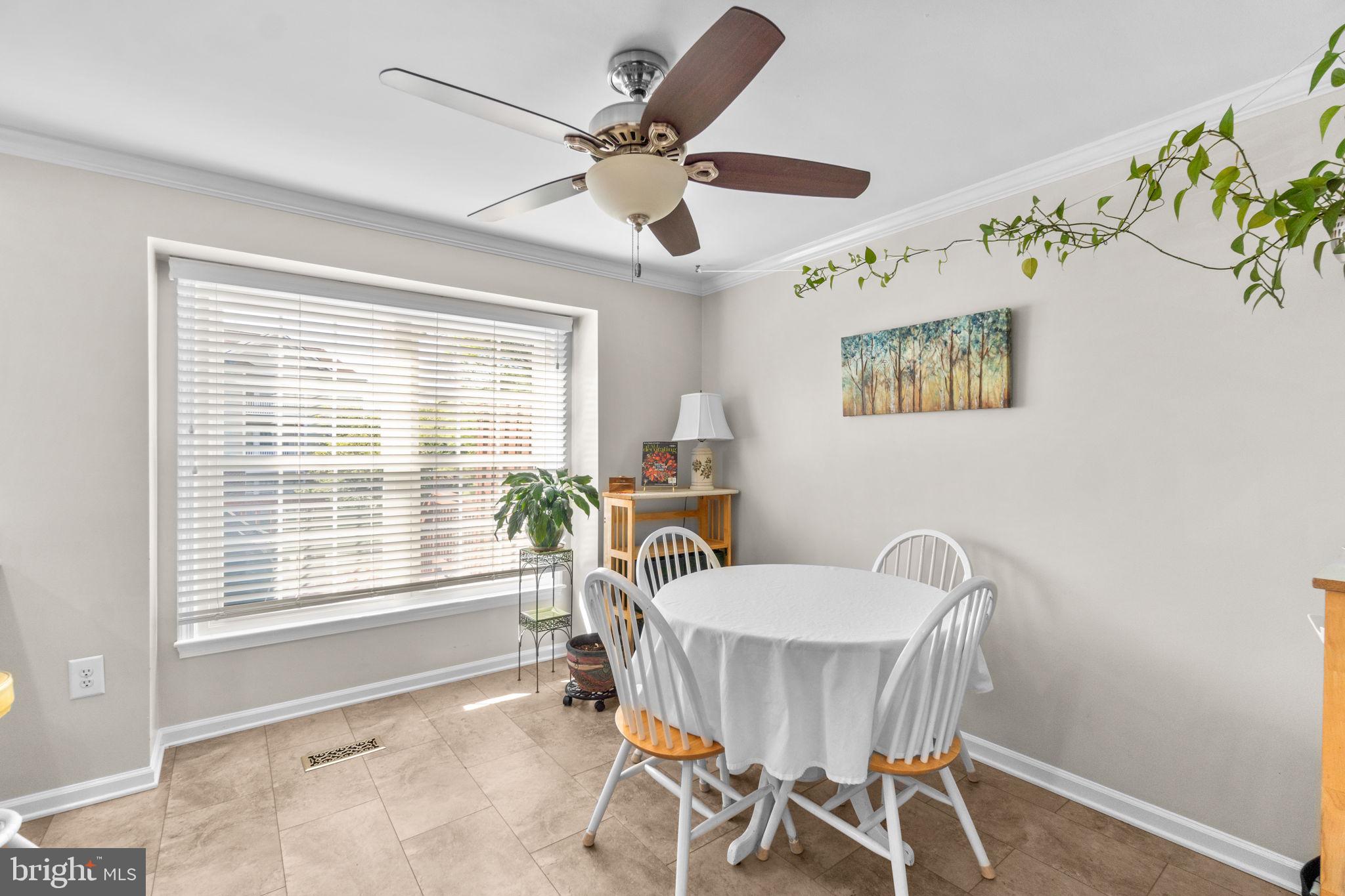 8033 HOLLOW REED COURT