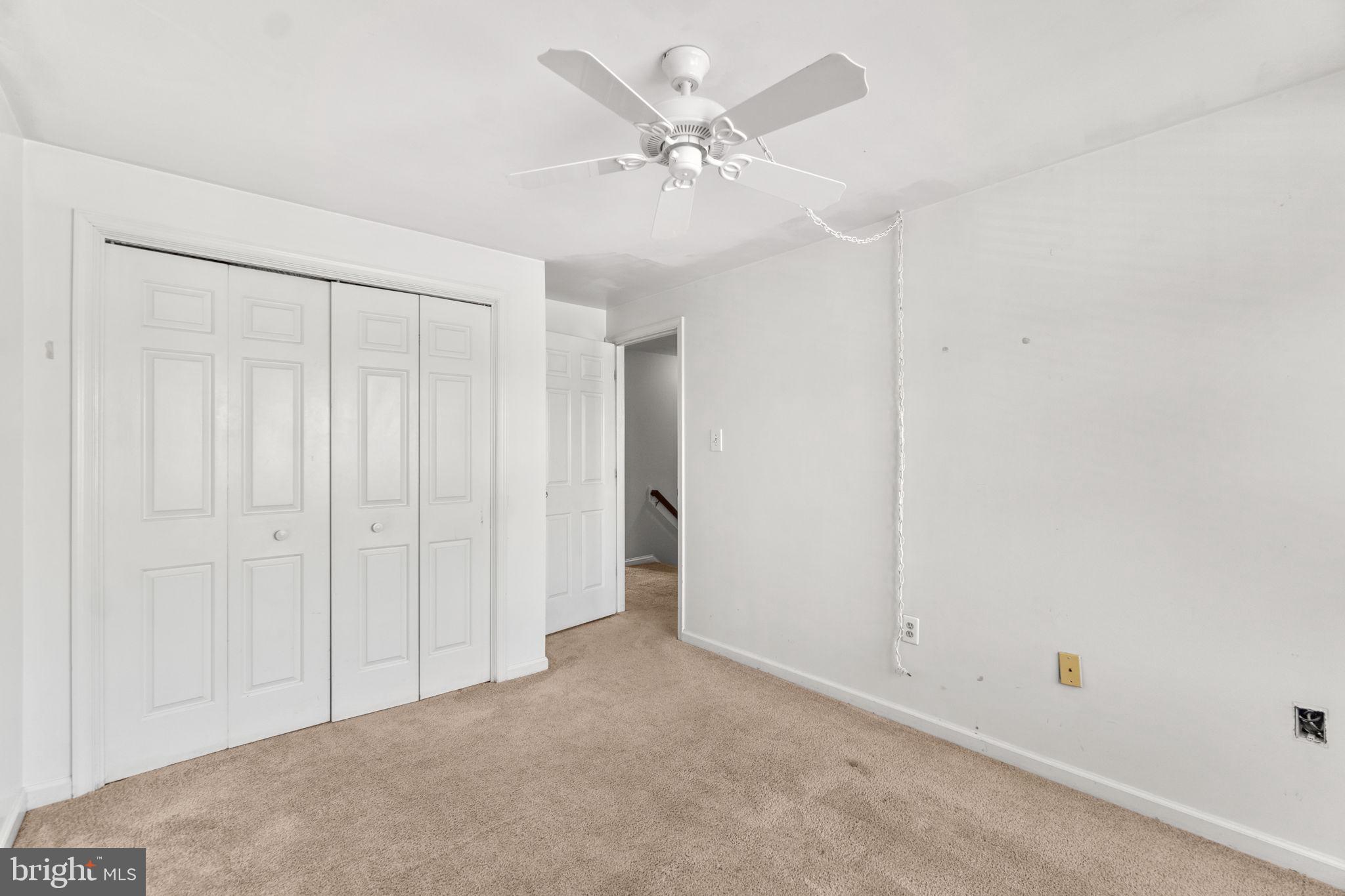 8033 HOLLOW REED COURT