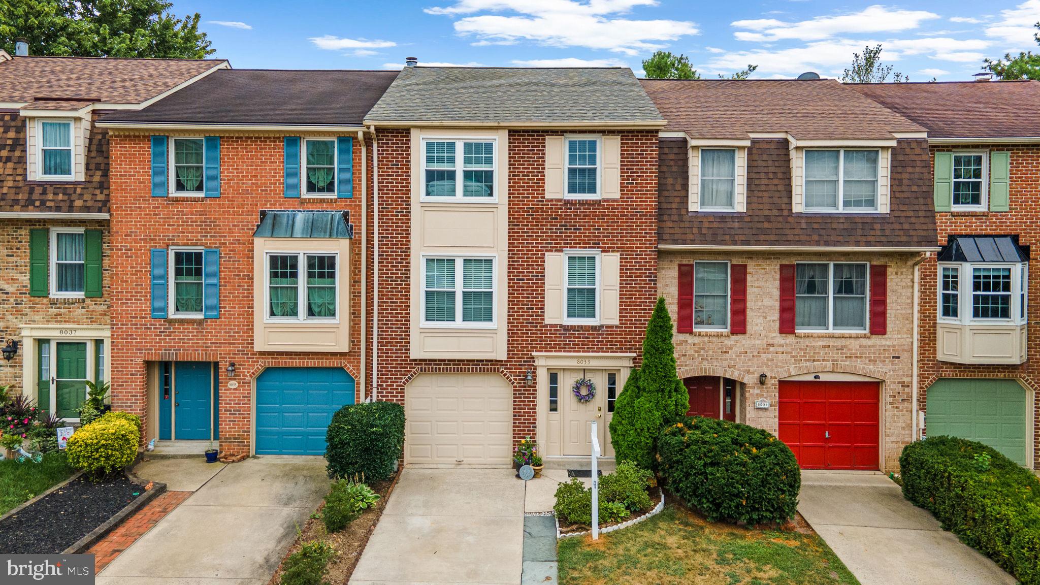 8033 HOLLOW REED COURT