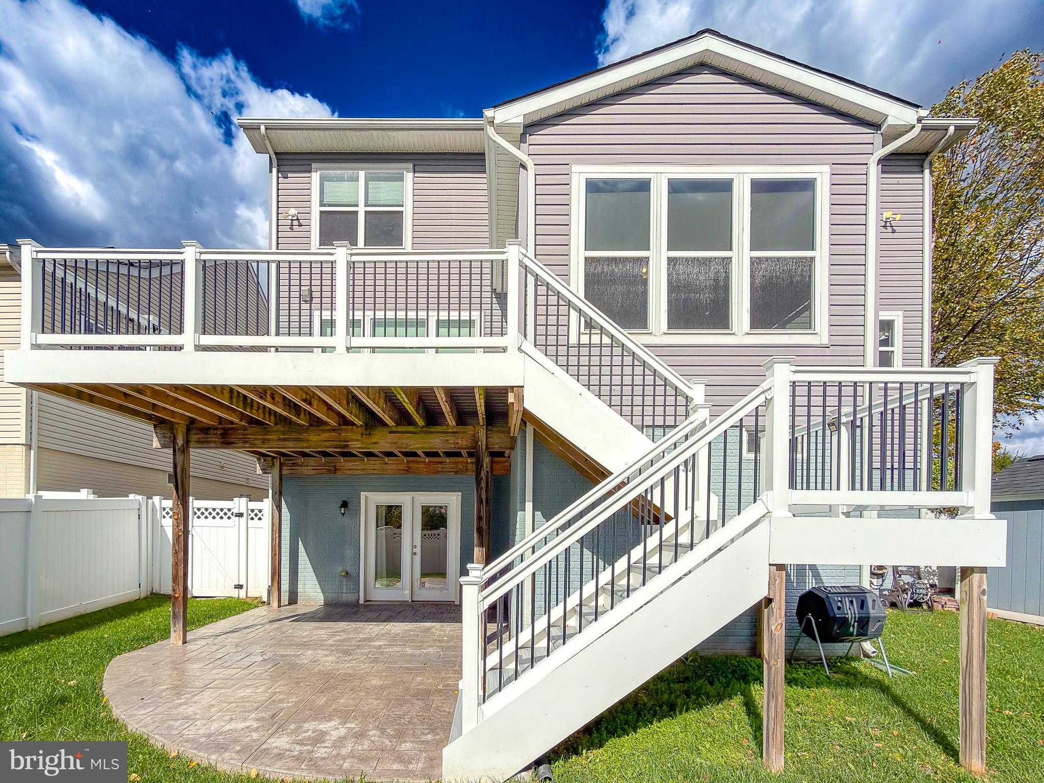 2031 BUTTERFIELD OVERLOOK