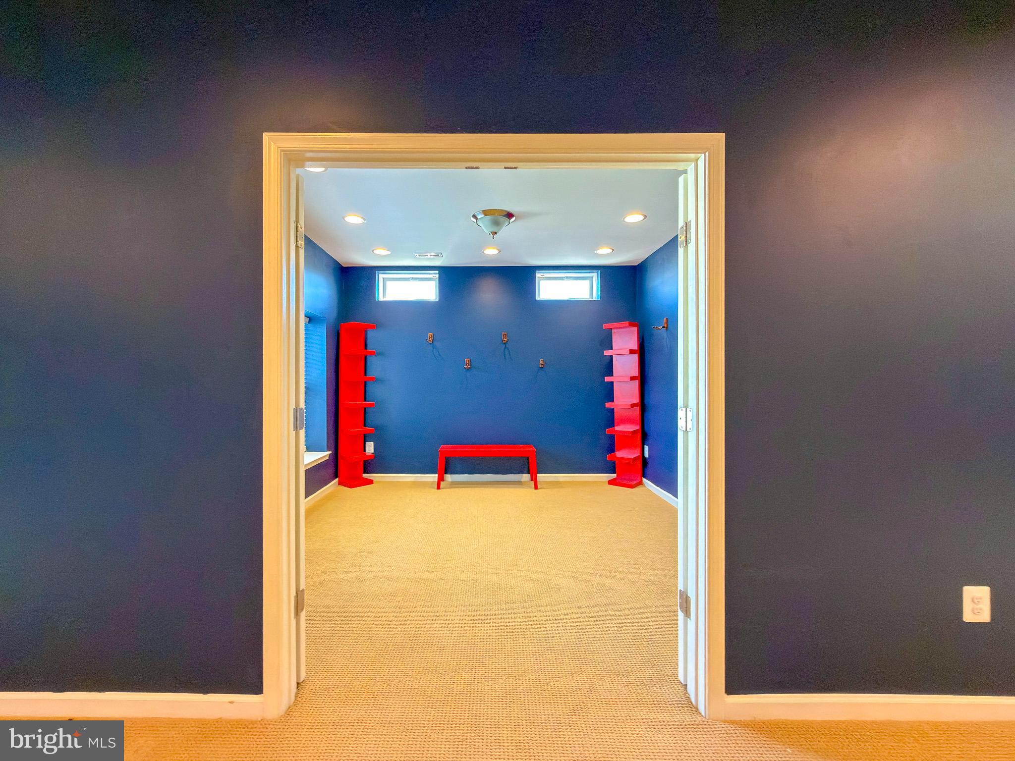 2031 BUTTERFIELD OVERLOOK