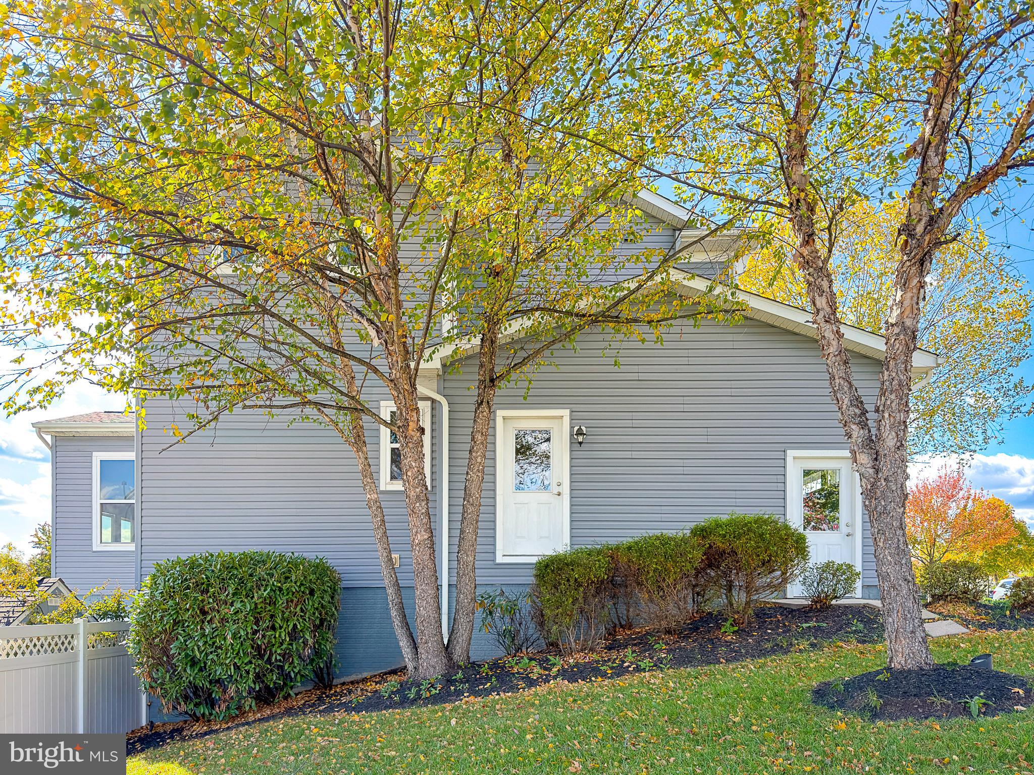 2031 BUTTERFIELD OVERLOOK