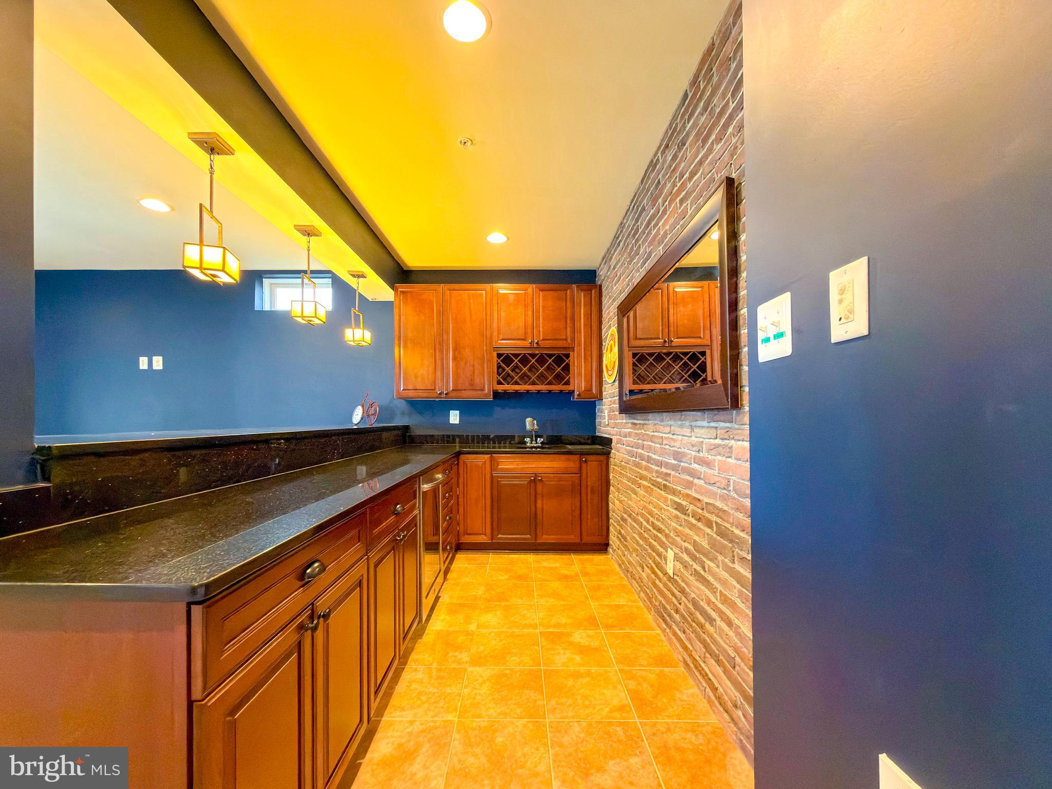 2031 BUTTERFIELD OVERLOOK