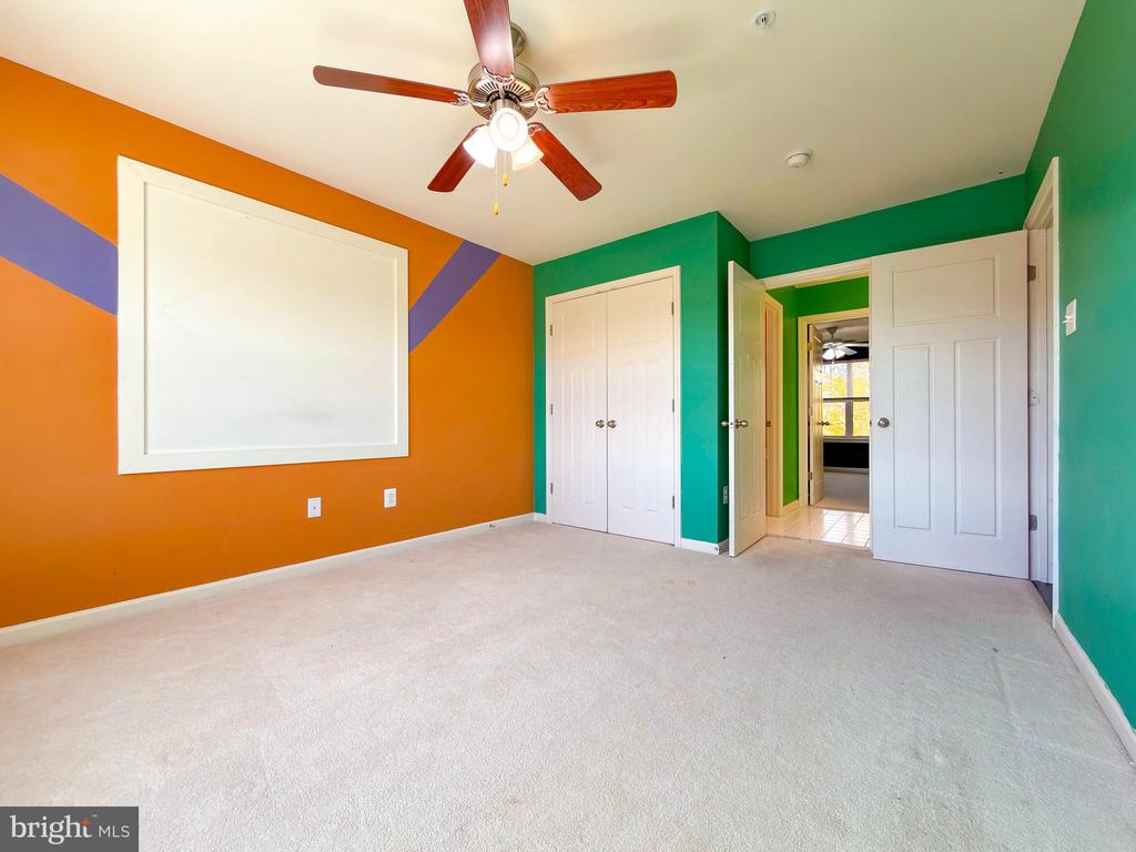 2031 BUTTERFIELD OVERLOOK
