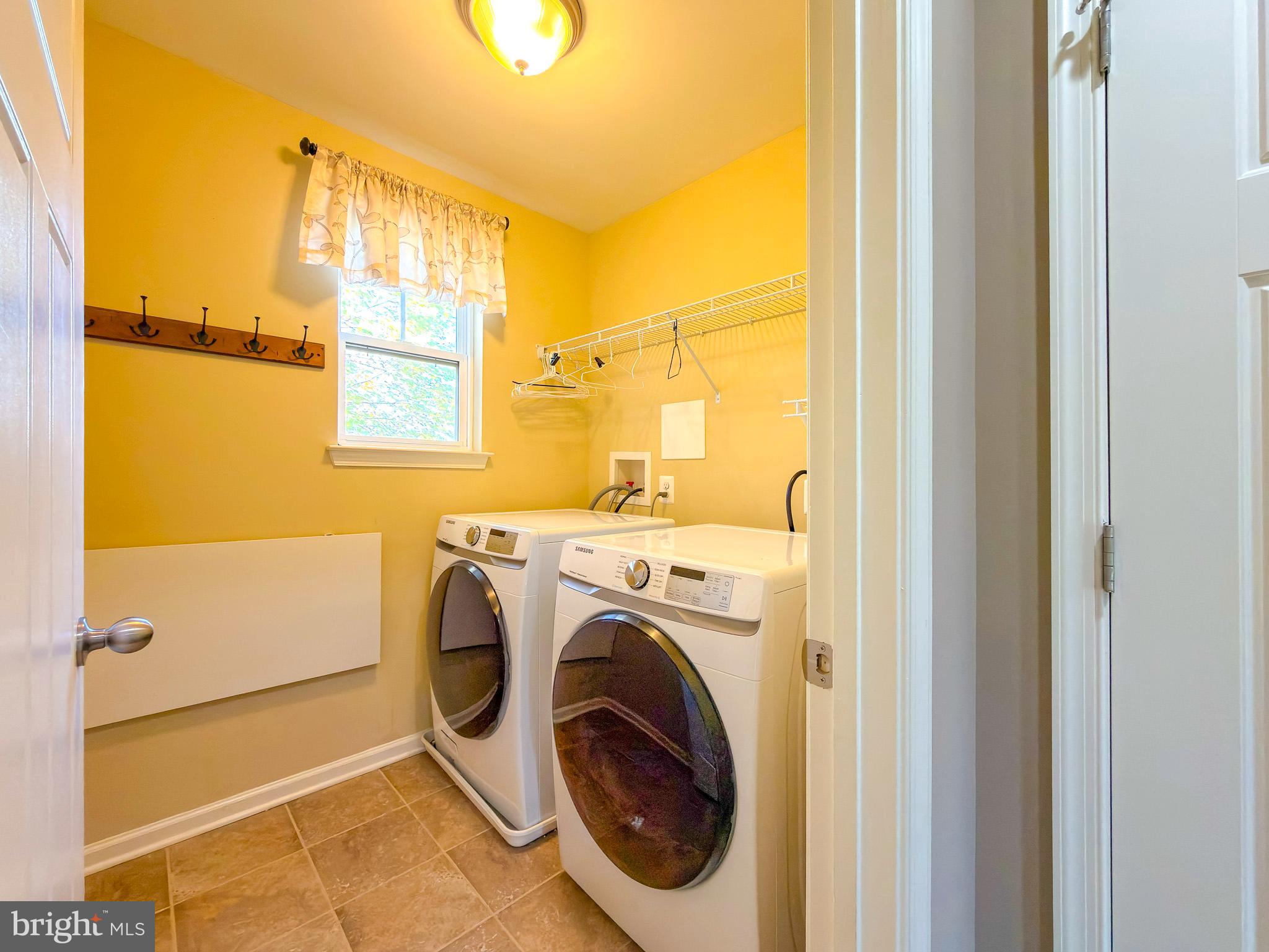 2031 BUTTERFIELD OVERLOOK