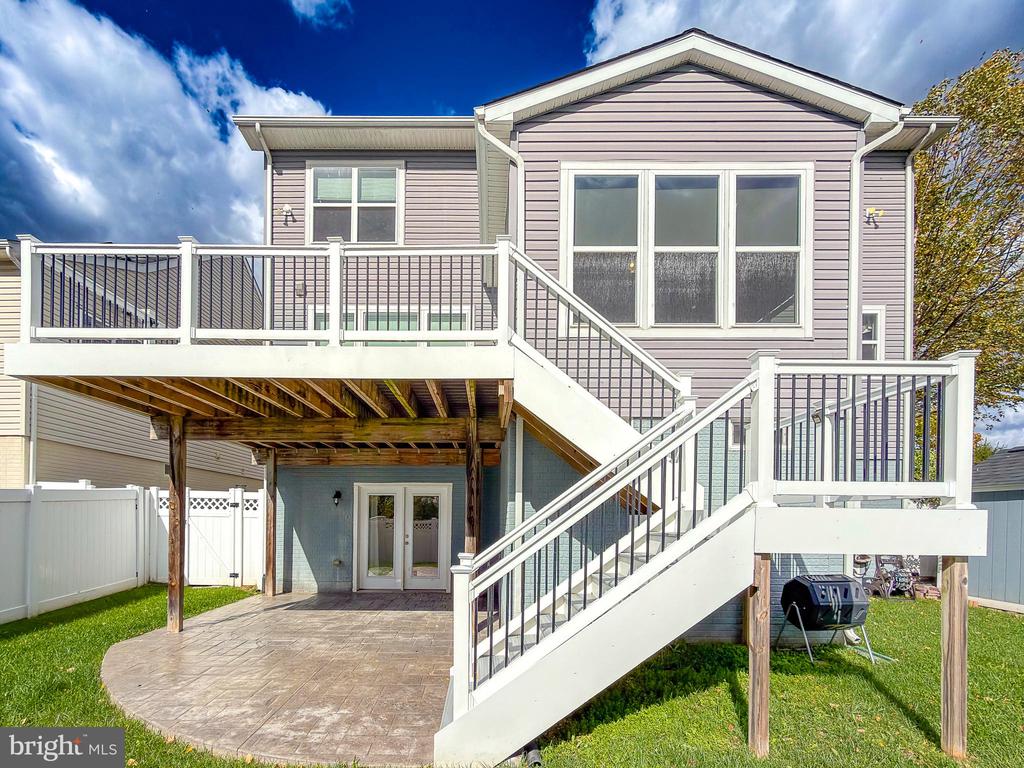 2031 BUTTERFIELD OVERLOOK