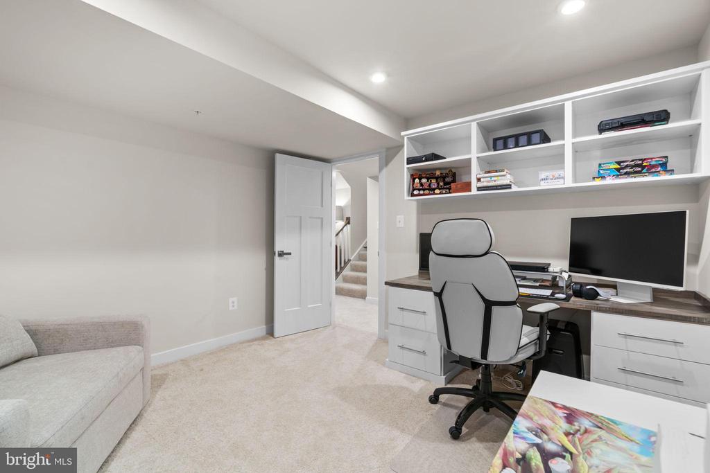 203 BAUGHMANS LANE